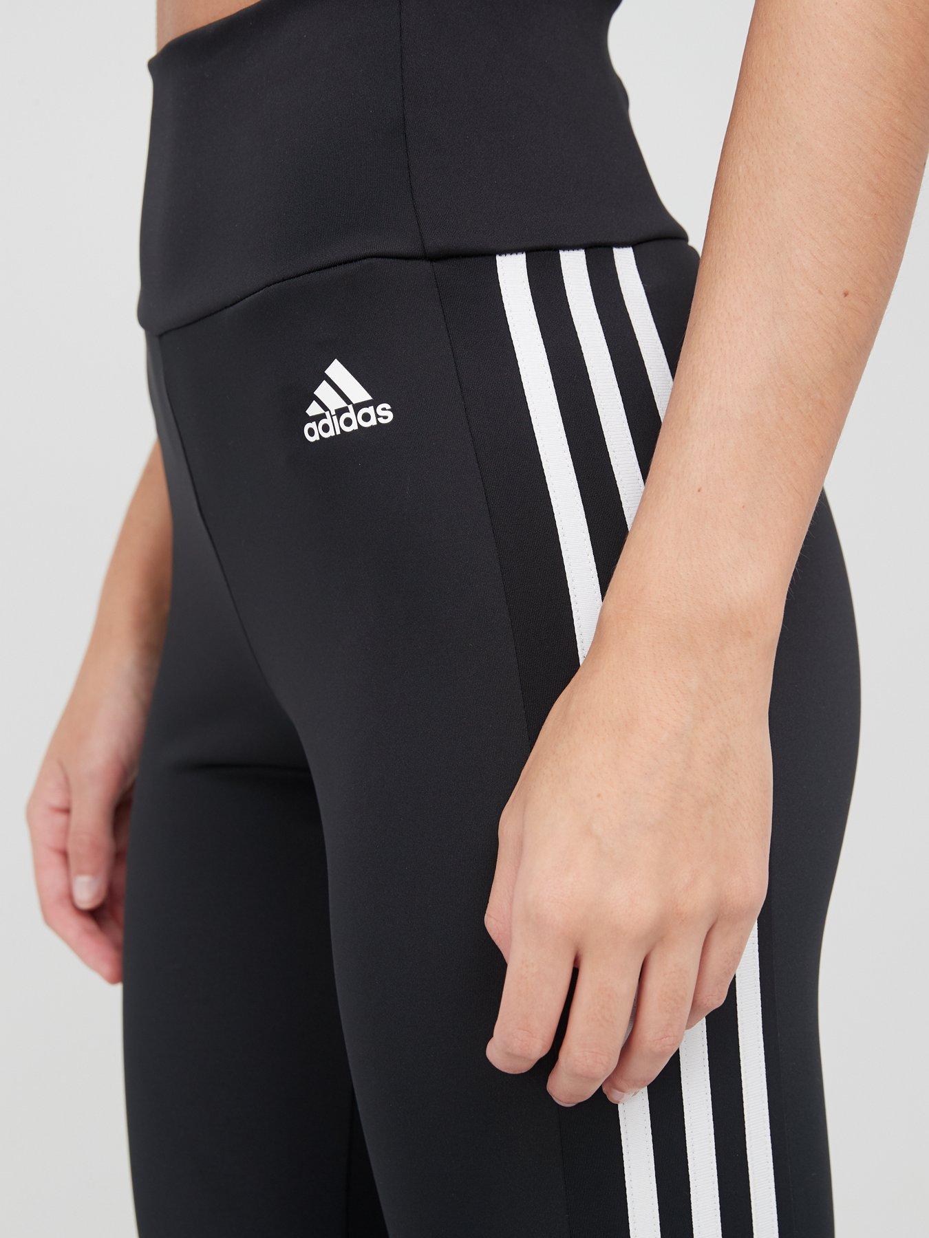 adidas-performance-train-essentials-3-stripes-high-waisted-78-leggings-blackoutfit