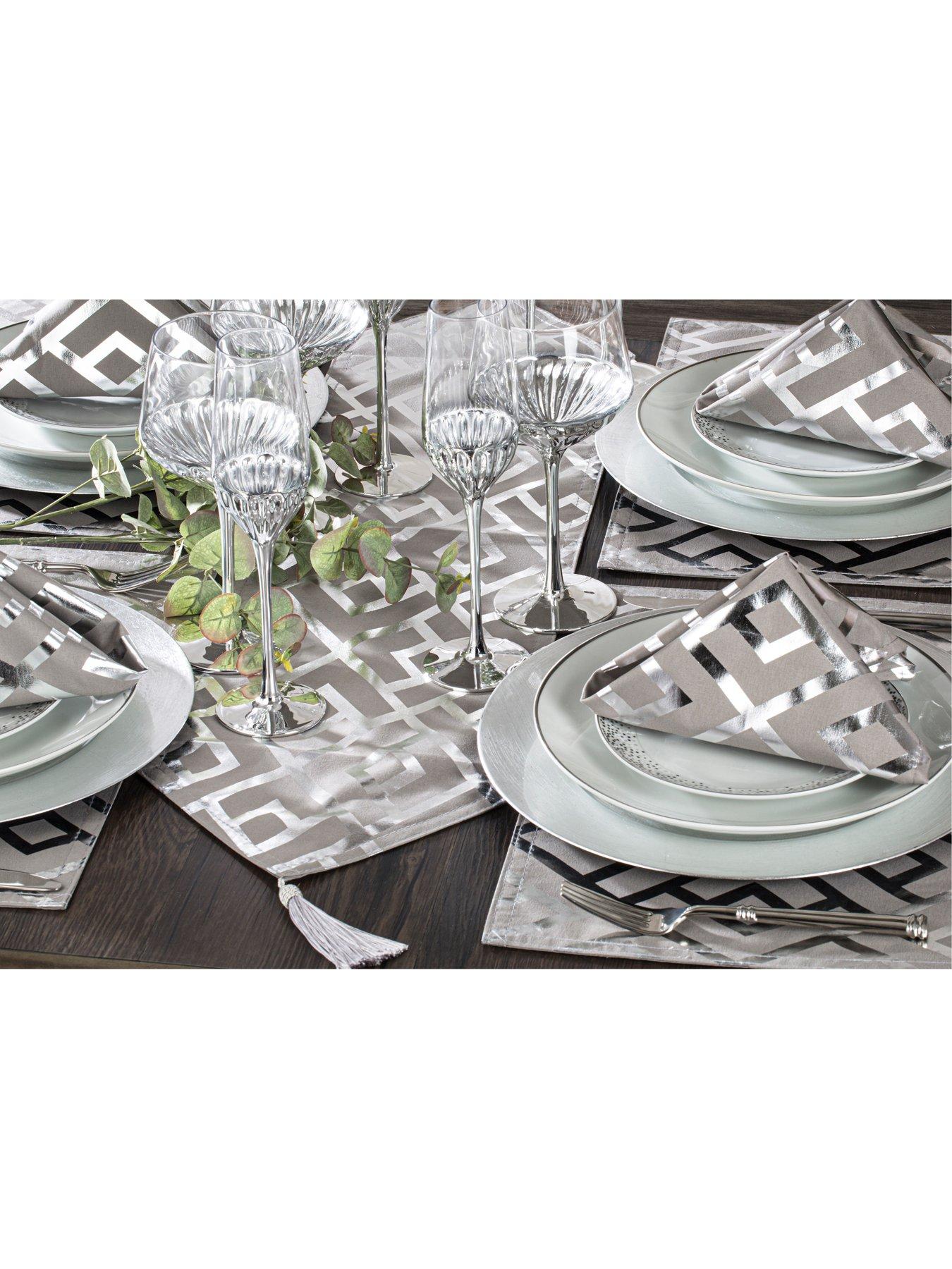 waterside-platinum-glitz-geo-9-piece-table-linen-setstillFront