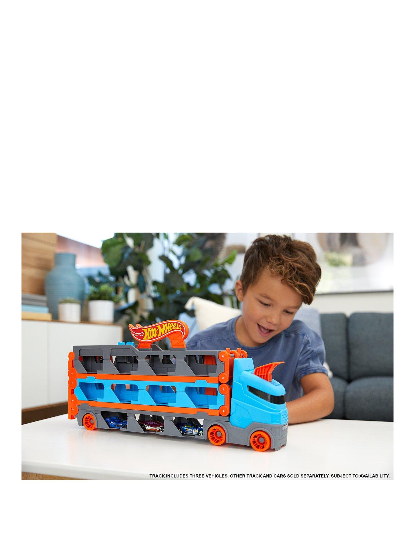 Image 3 of 8 of Hot Wheels Speedway Hauler Carrier with 3 Toy Cars