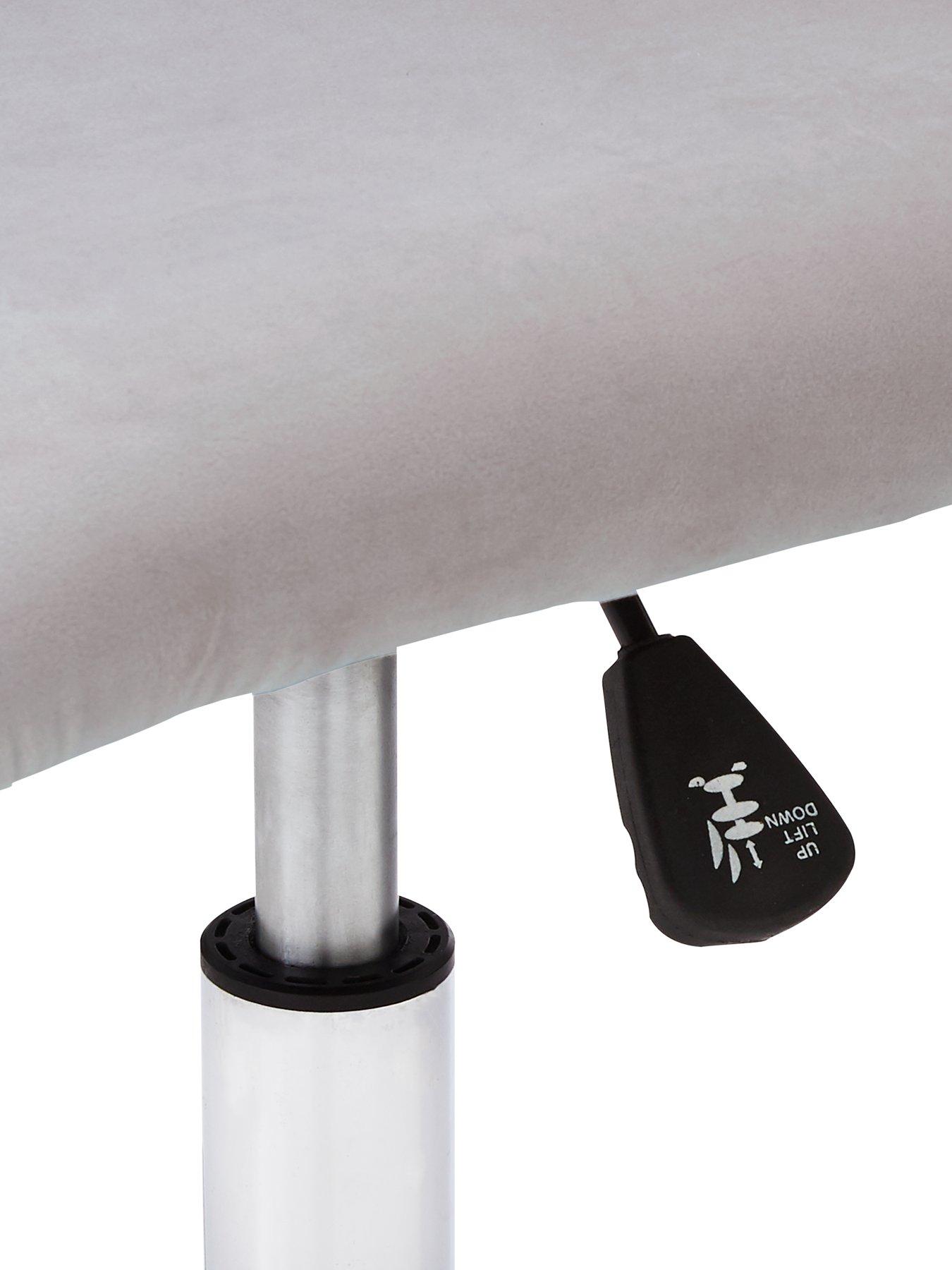 Image 4 of 6 of The Very Collection Heart&nbsp;Office Chair - Grey&nbsp;- FSC&reg; Certified
