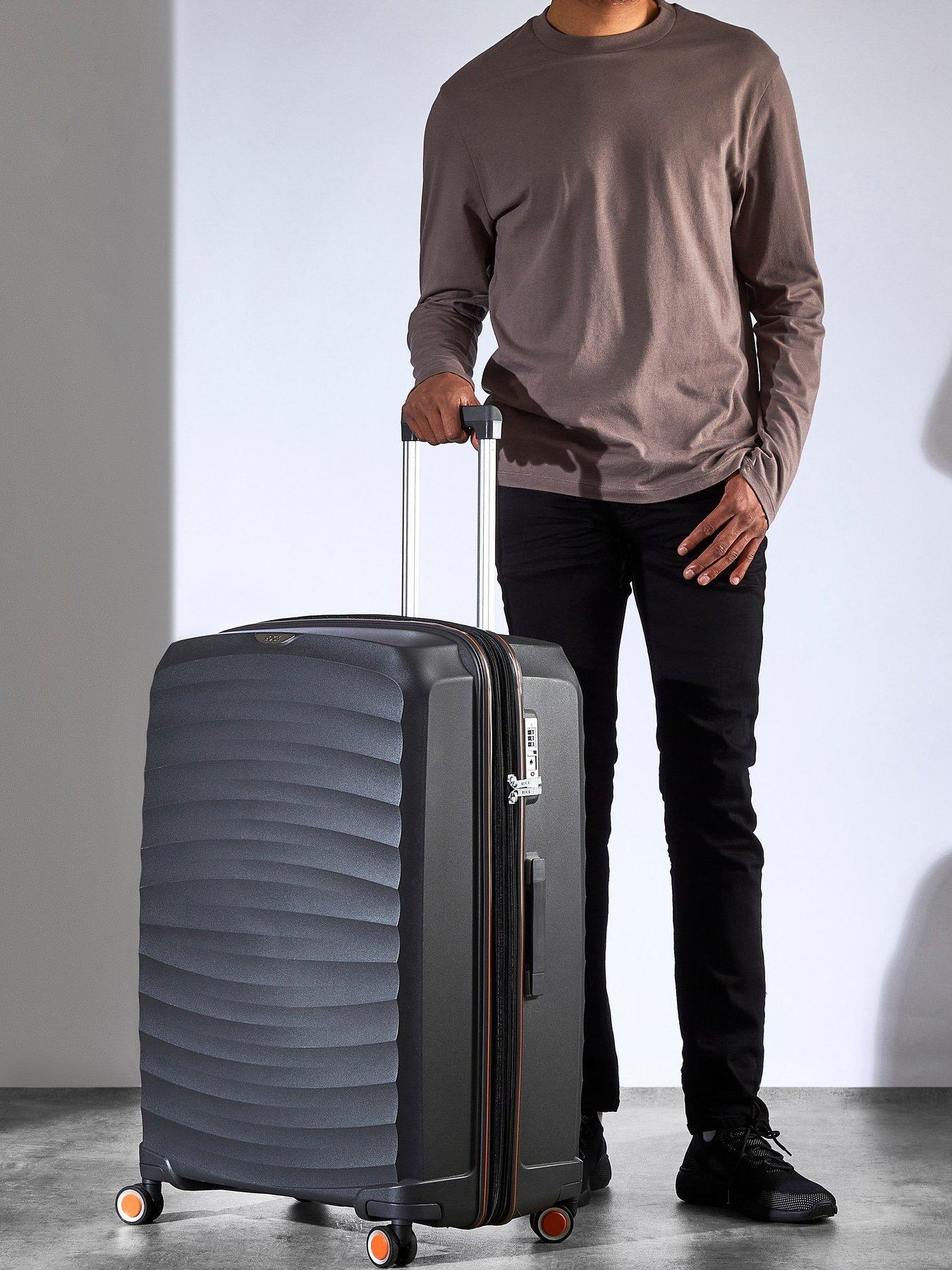 rock-luggage-sunwave-large-8-wheel-suitcase-charcoaloutfit