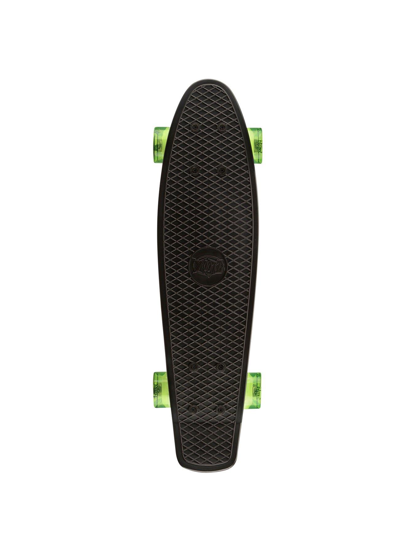 xootz-22-skateboard-with-led-wheels-blackoutfit