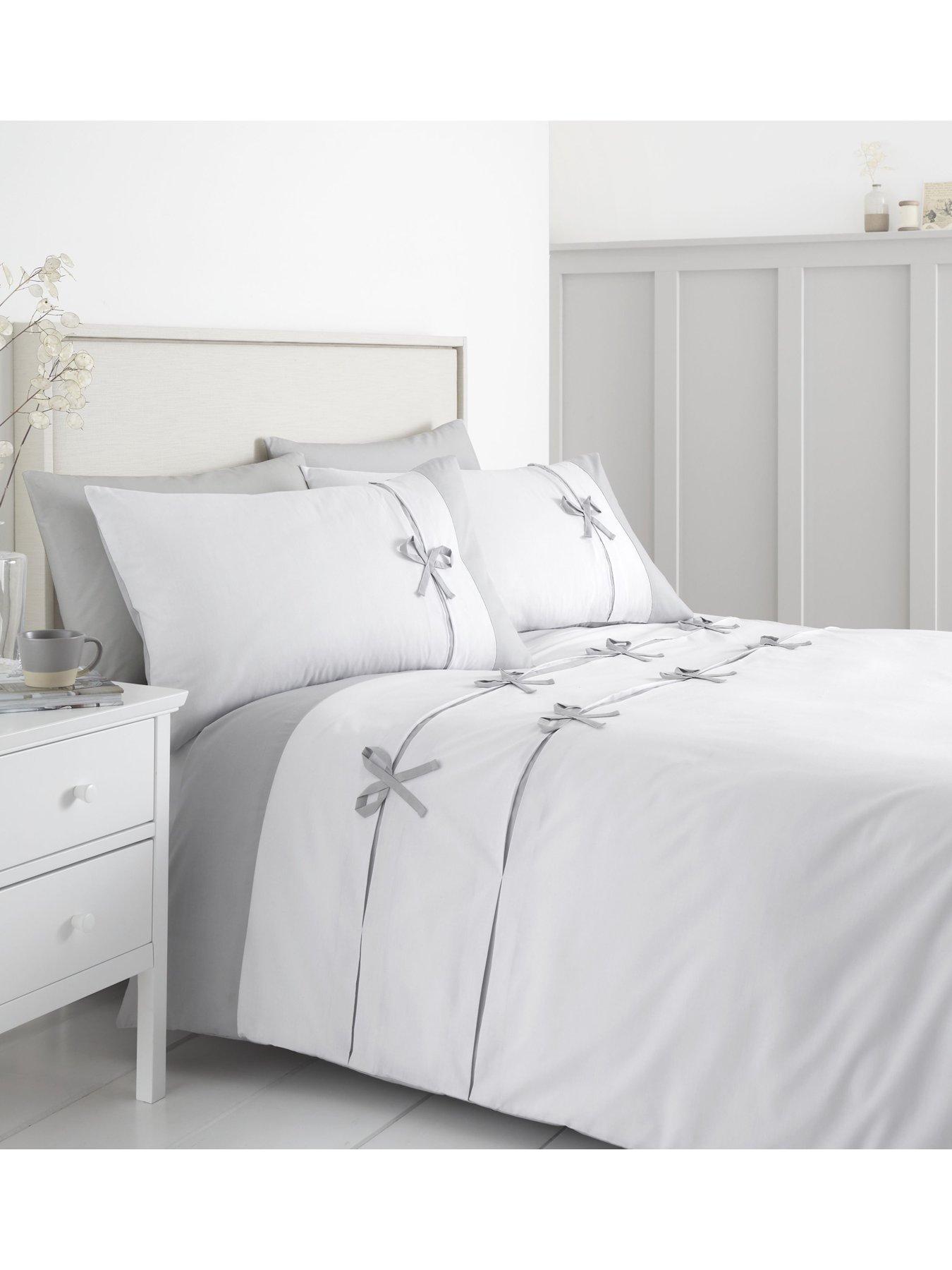 catherine-lansfield-milo-bow-single-duvet-covernbspset-white