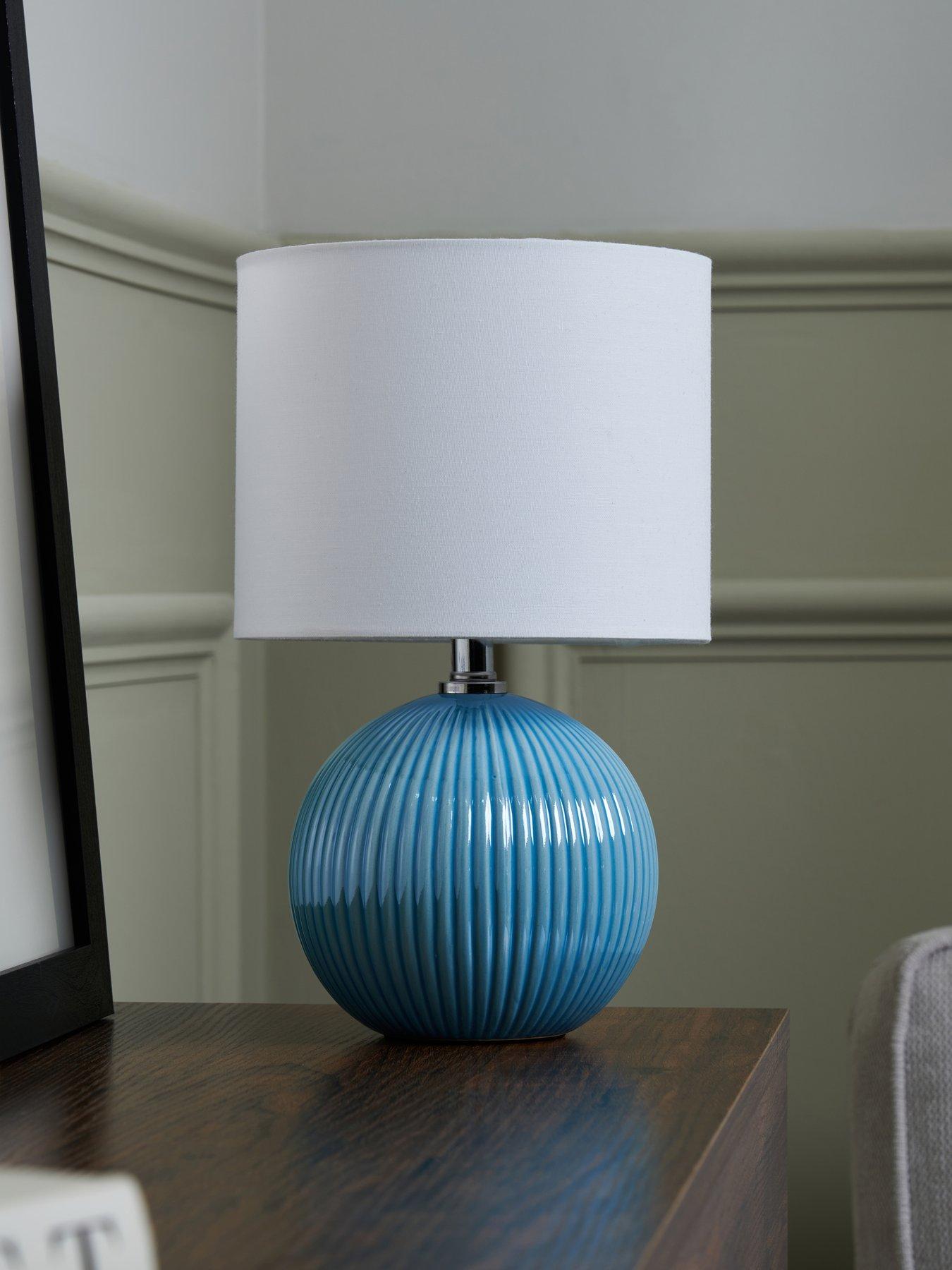 the-very-collection-tay-iridescent-glaze-table-lampoutfit