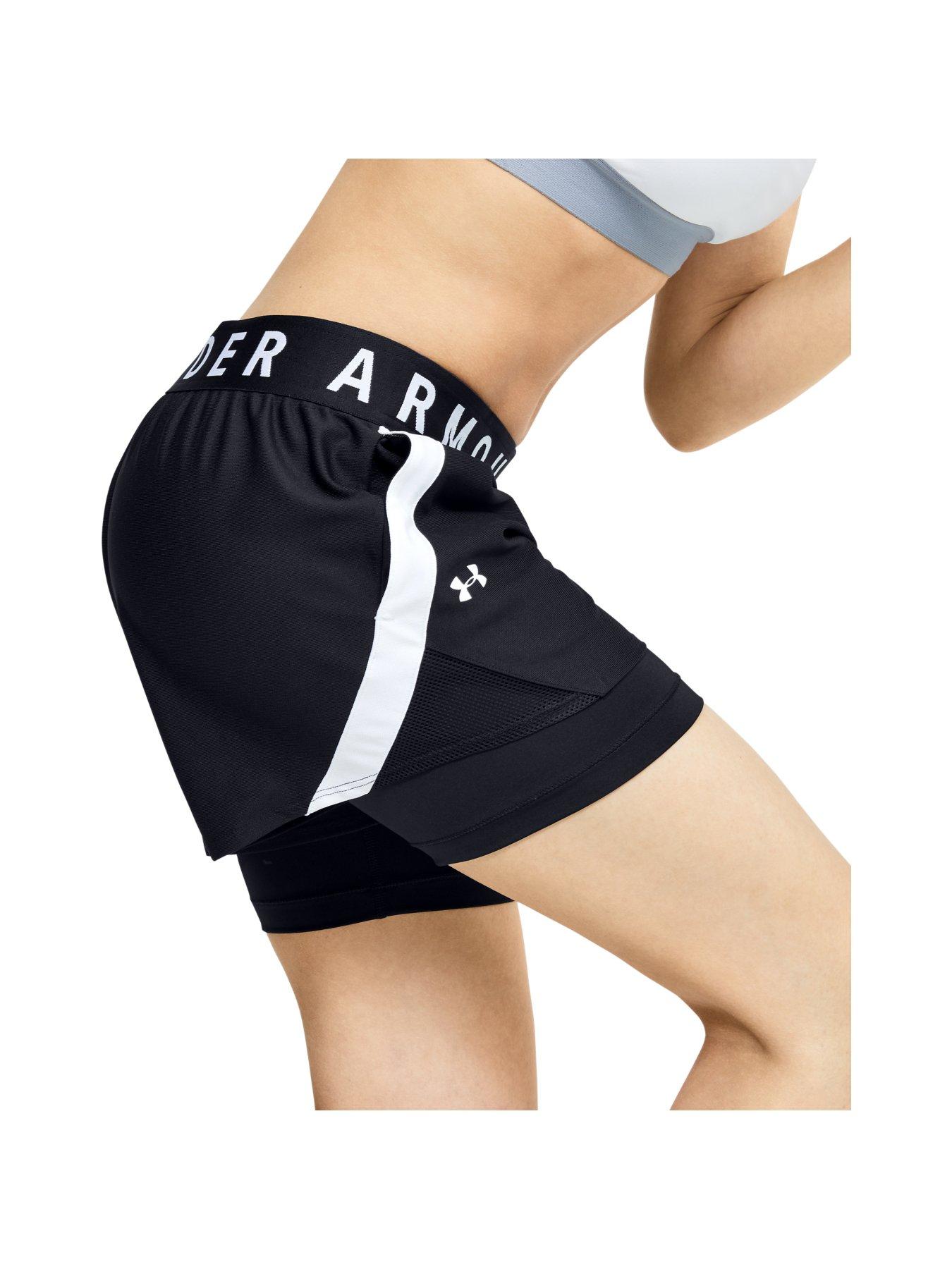 under-armour-womens-play-up-2-in-1-shorts-blackwhiteoutfit