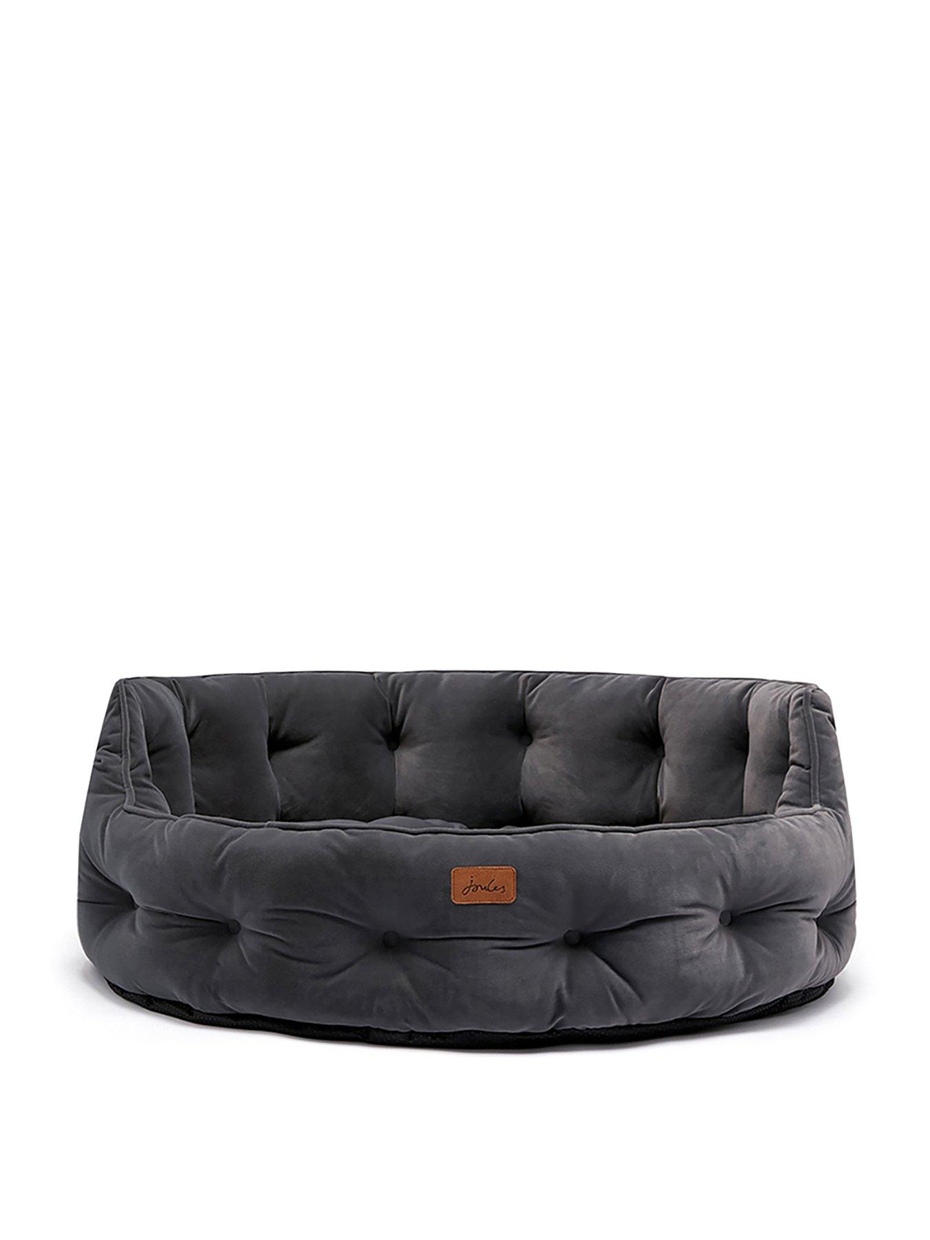 joules-chesterfield-pet-bed-small