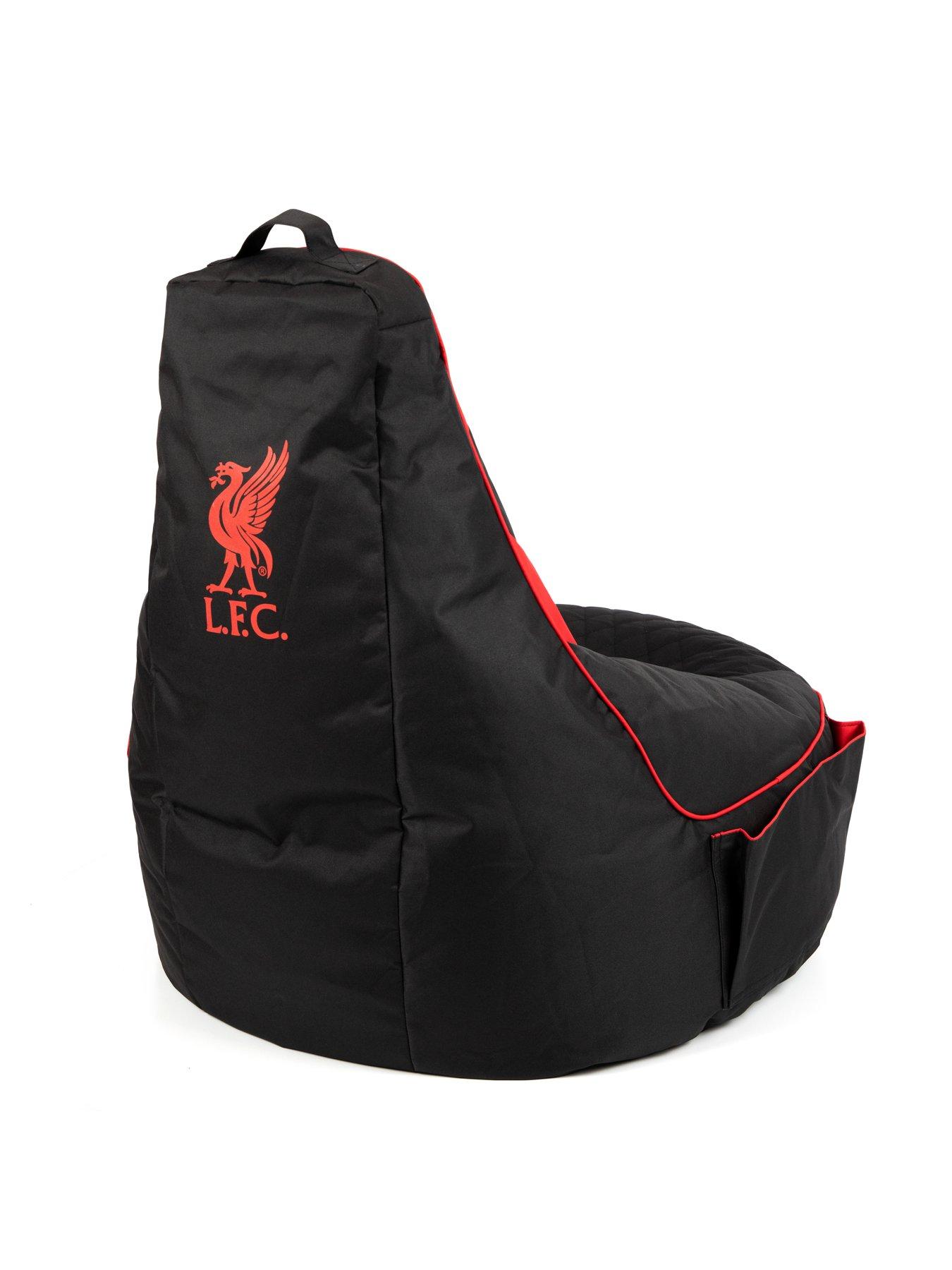 liverpool-fc-big-chill-gaming-beanbag-chairoutfit