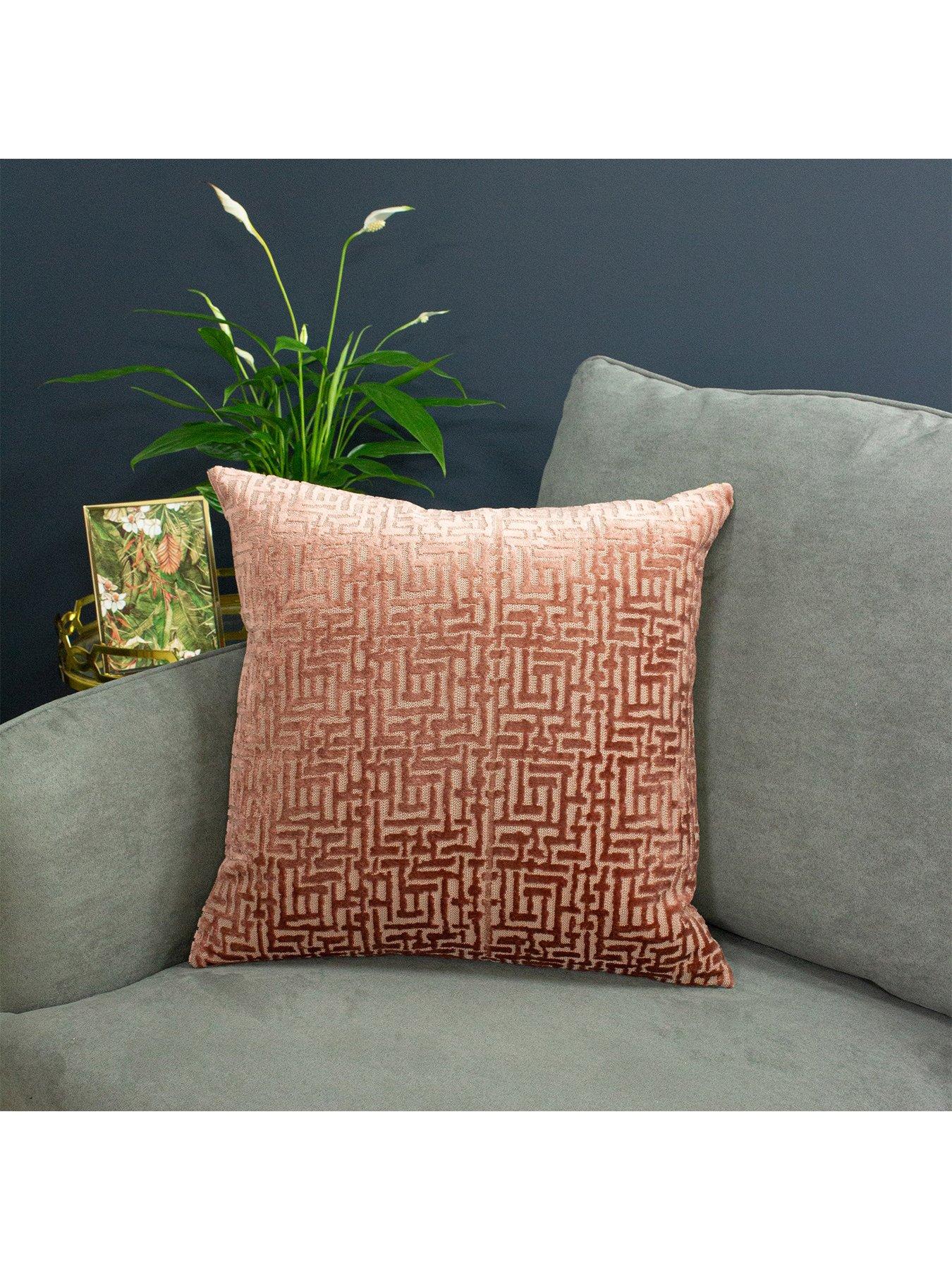 riva-home-delphi-cushionstillFront