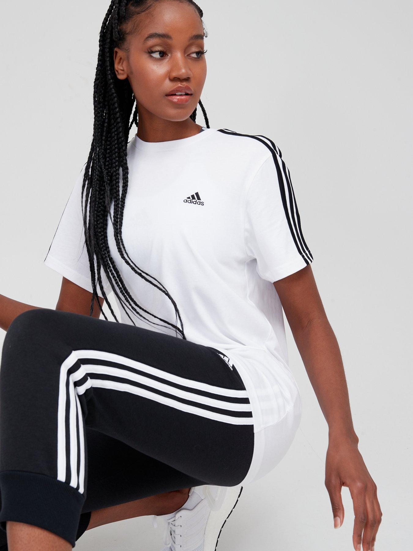 adidas-sportswear-essentials-3-stripes-boyfriend-tee-whiteblackoutfit