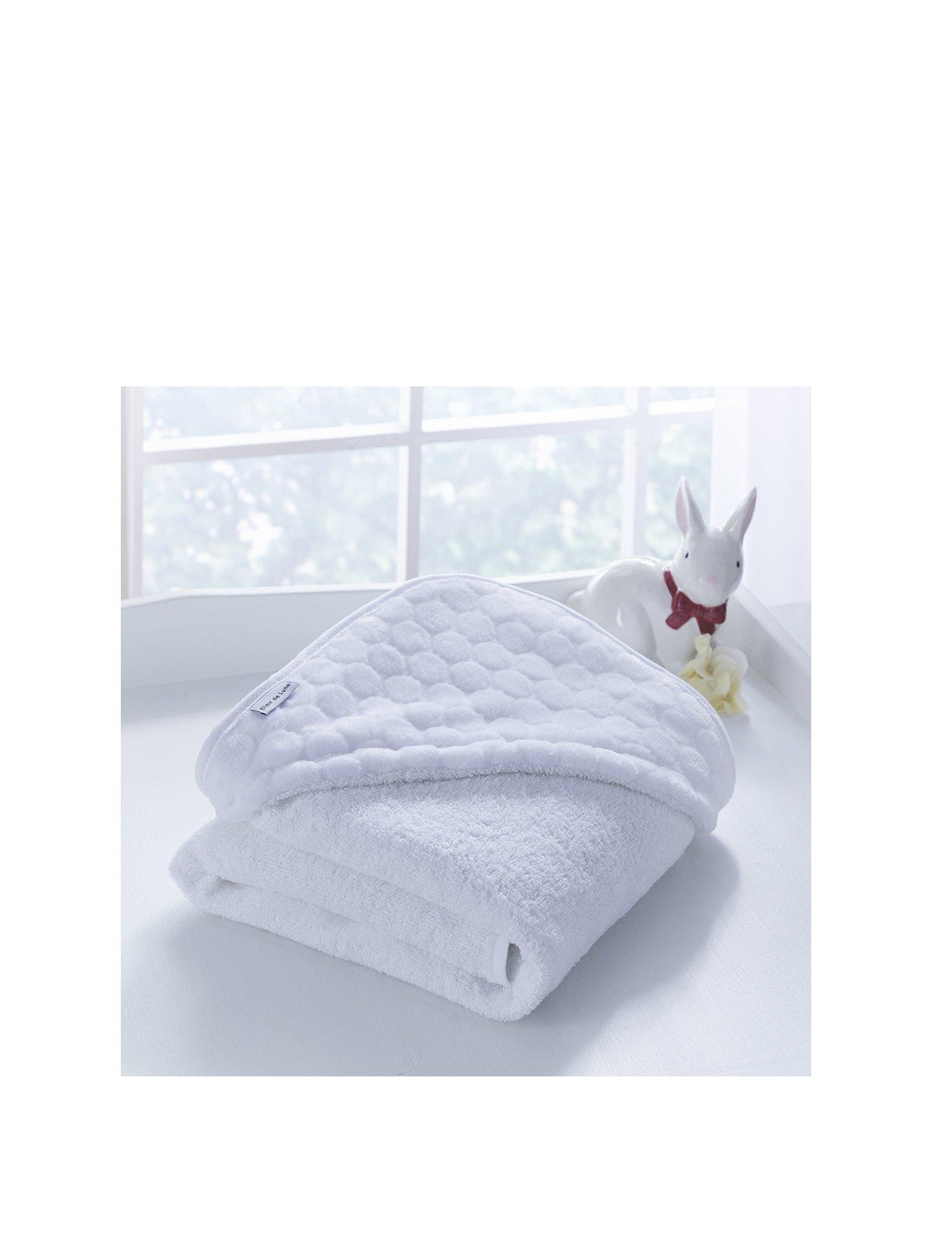 clair-de-lune-marshmallow-baby-hooded-towel-70-x-70-cm-whiteback