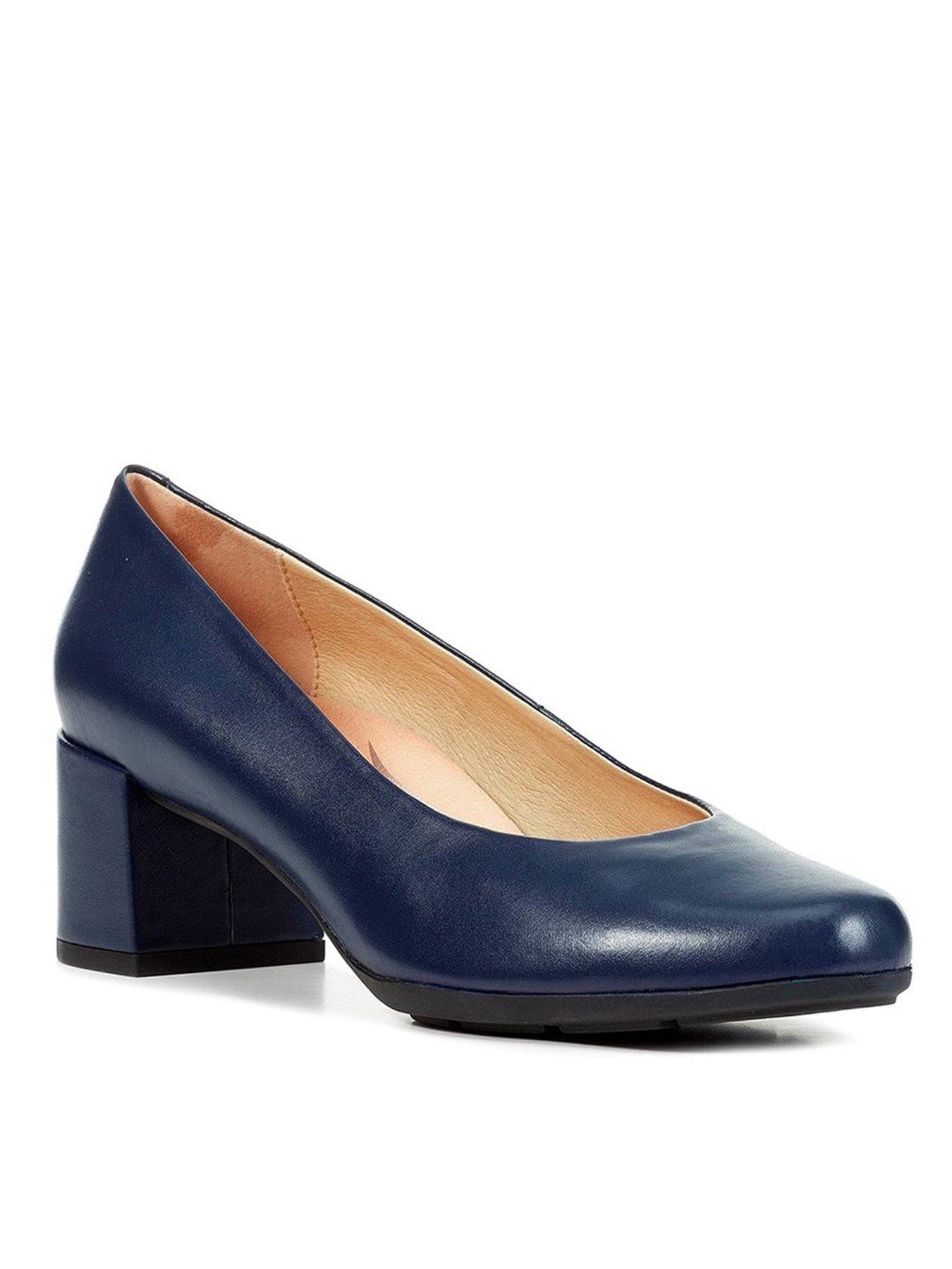 Navy court hotsell shoes uk