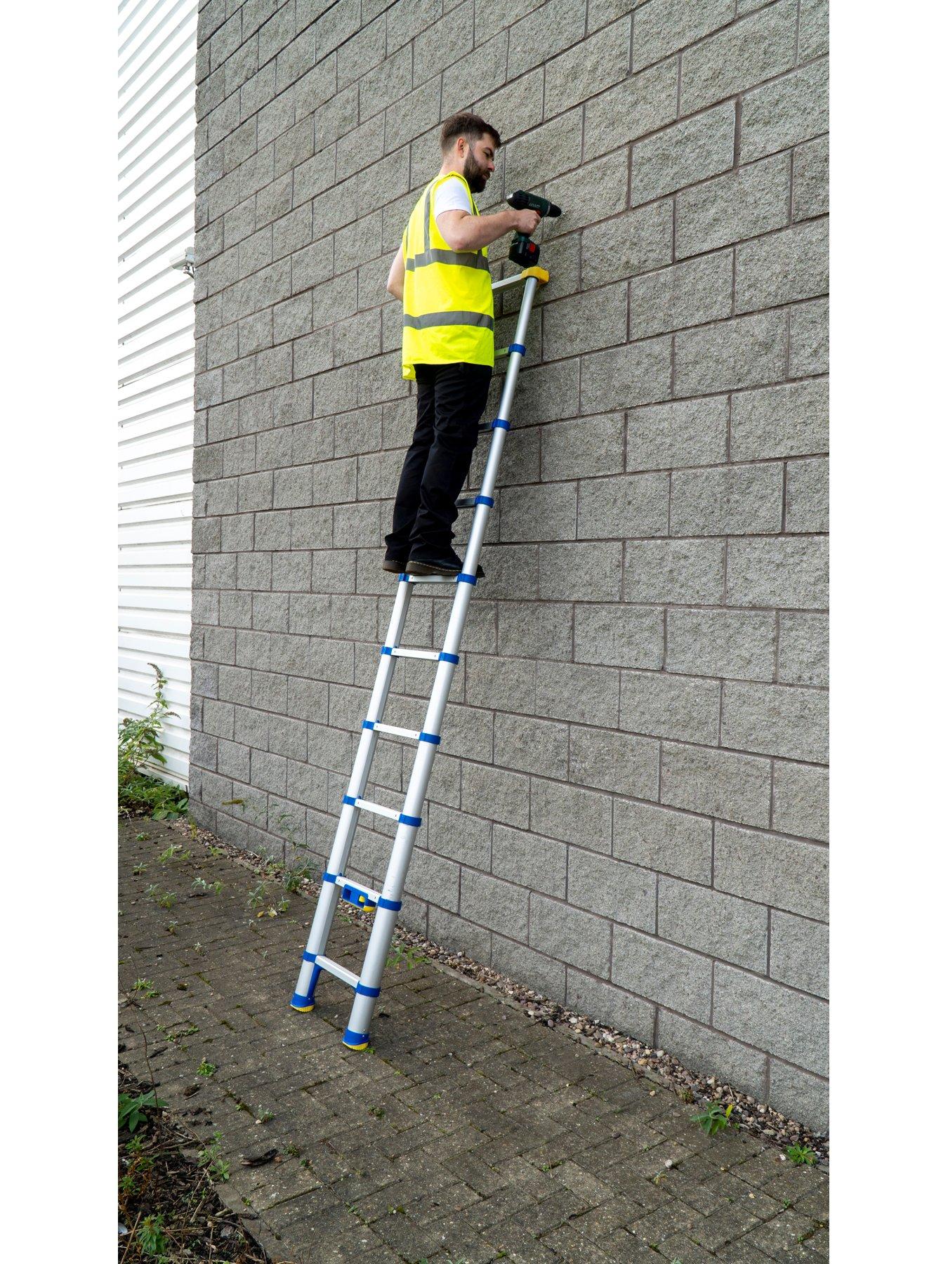 Image 5 of 6 of Werner Werner 2.9m Soft Close Telescopic