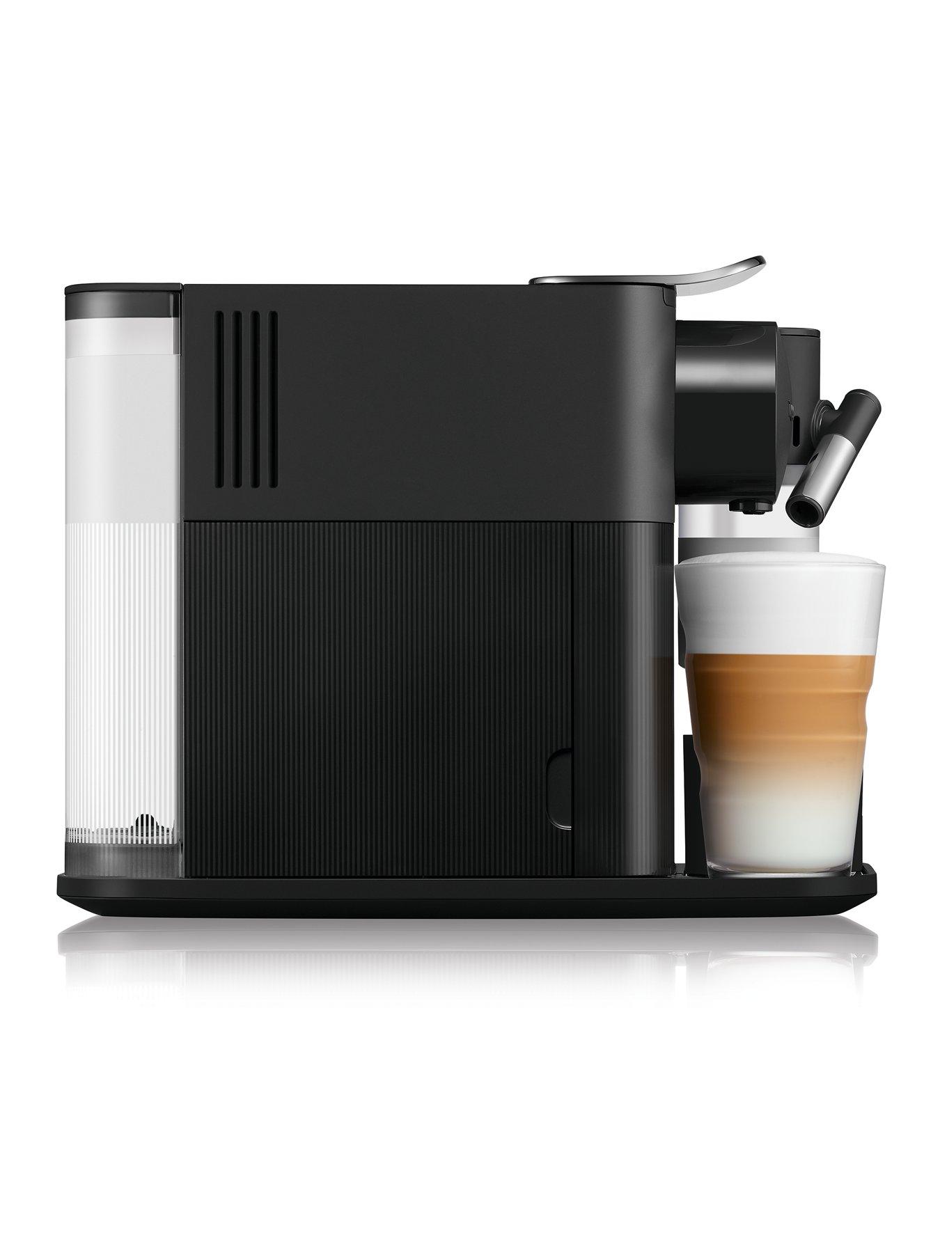 nespresso-lattissima-one-coffee-machine-by-dersquolonghi-en510w-blackoutfit