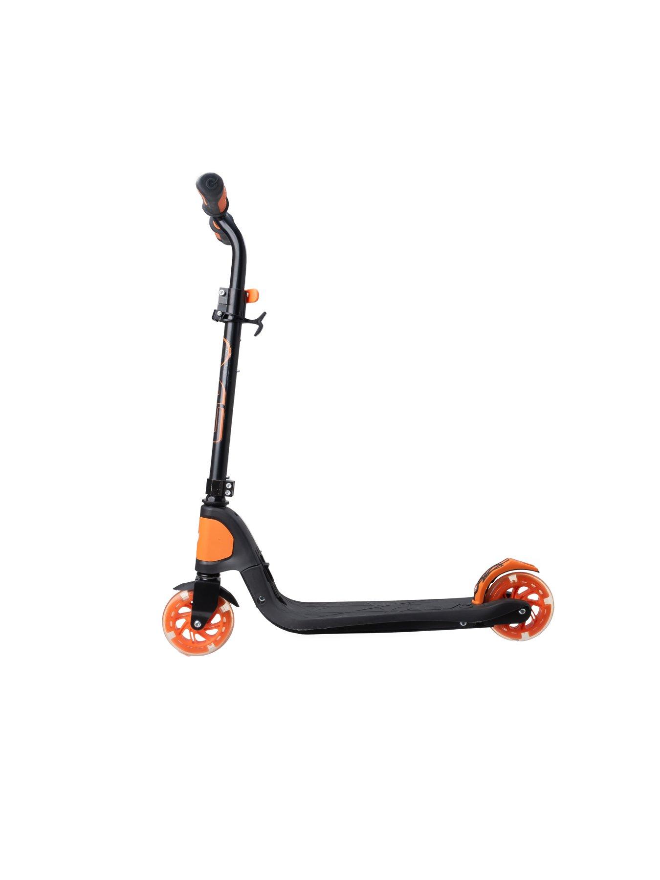 evo-light-speed-scooter-orangeoutfit