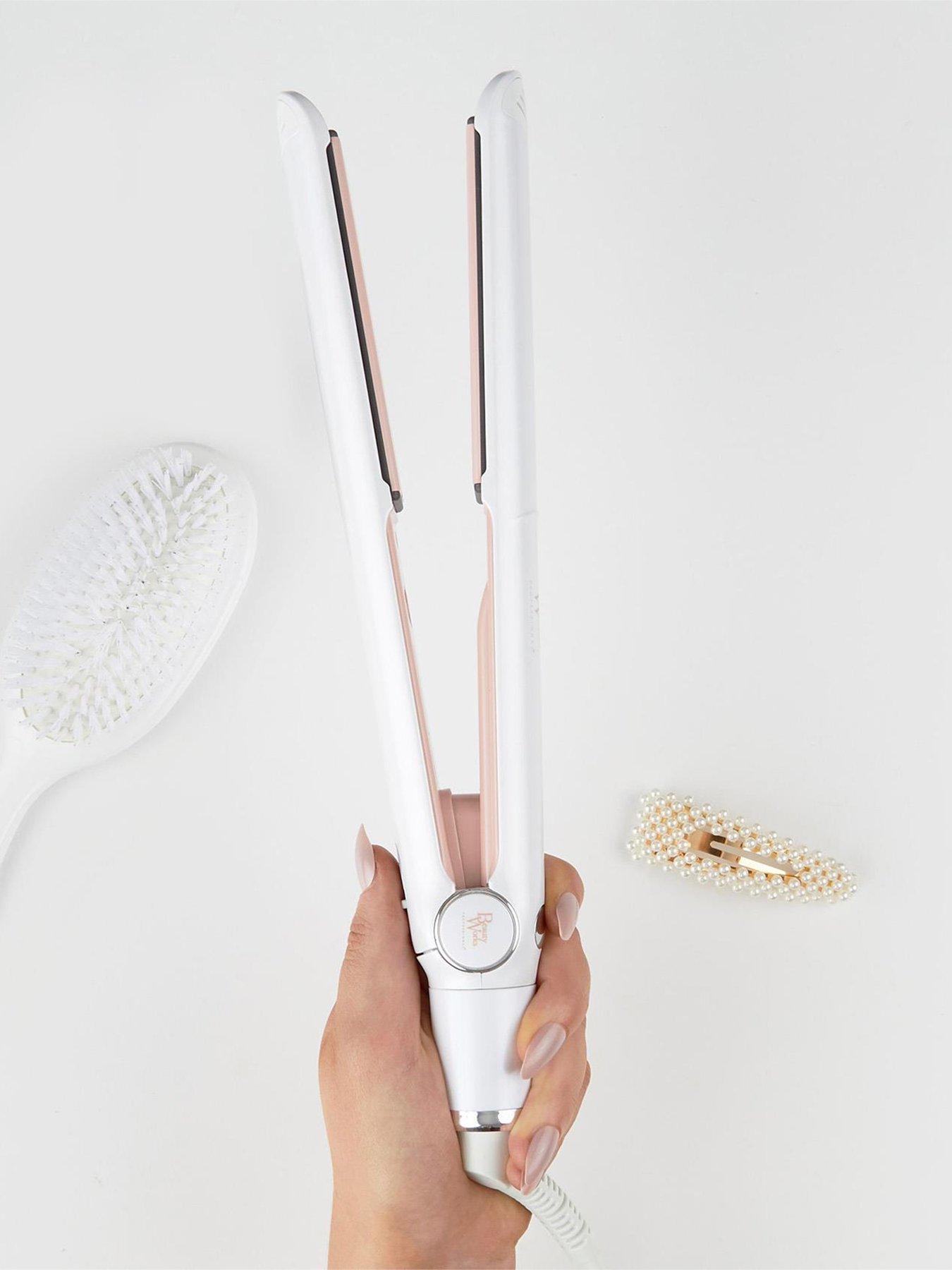 Image 2 of 5 of Beauty Works Beauty Works x Molly Mae Hair Straightener Sleek + Shine