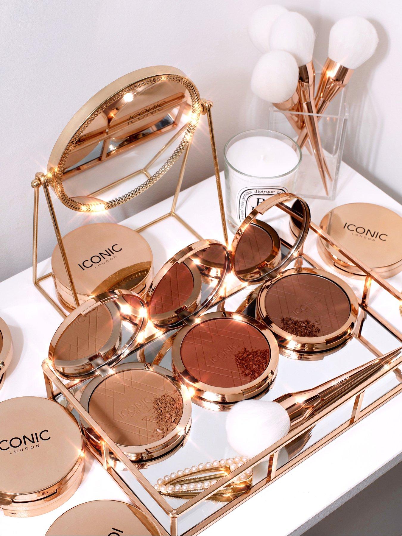 Image 5 of 6 of Iconic London Ultimate Bronzing Powder