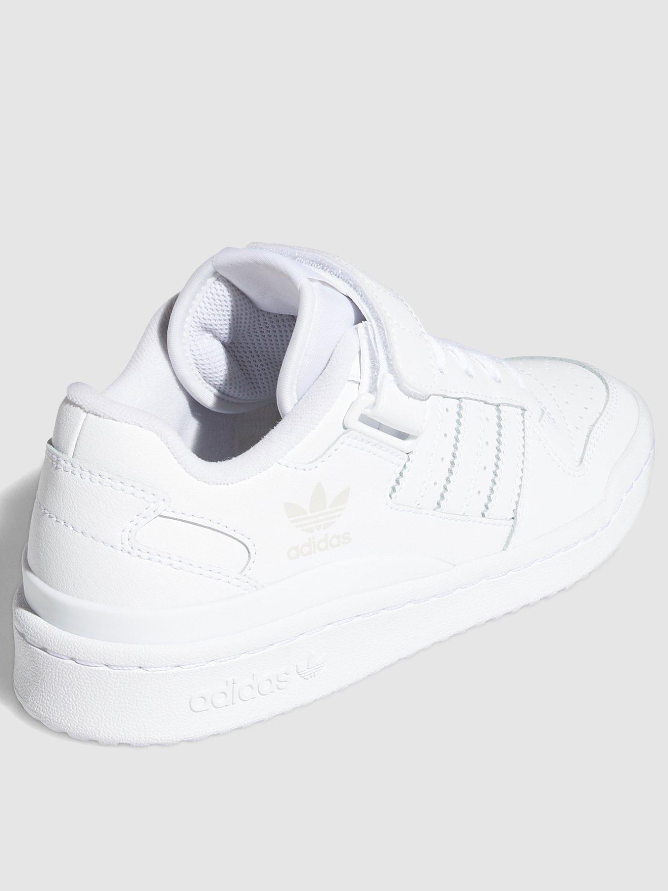 White junior store adidas trainers