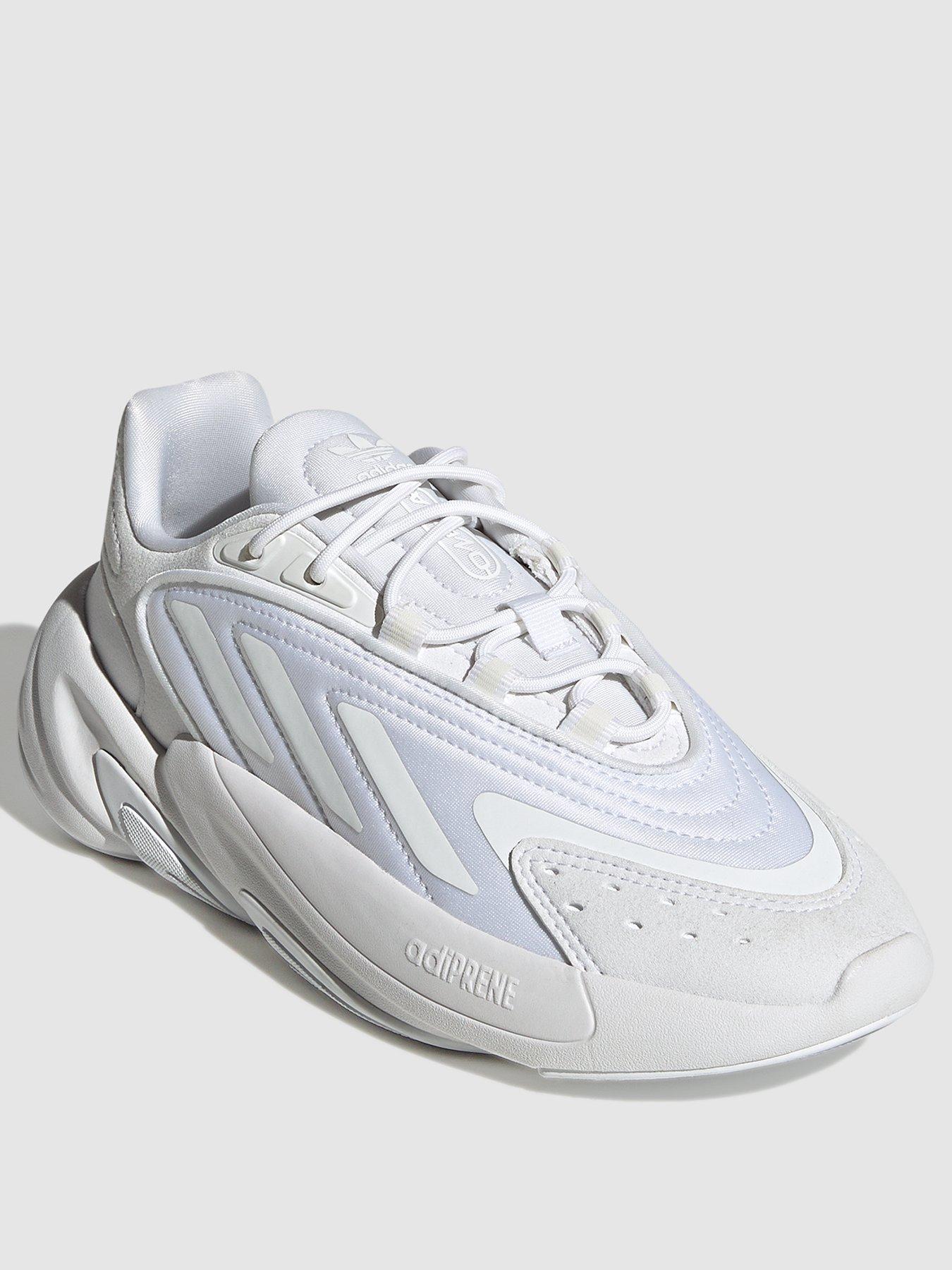 Yeezy best sale 700 junior