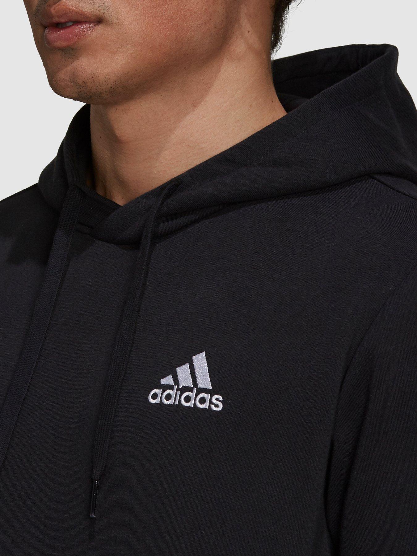 adidas-sportswear-essentials-fleece-hoodie-blackwhiteoutfit