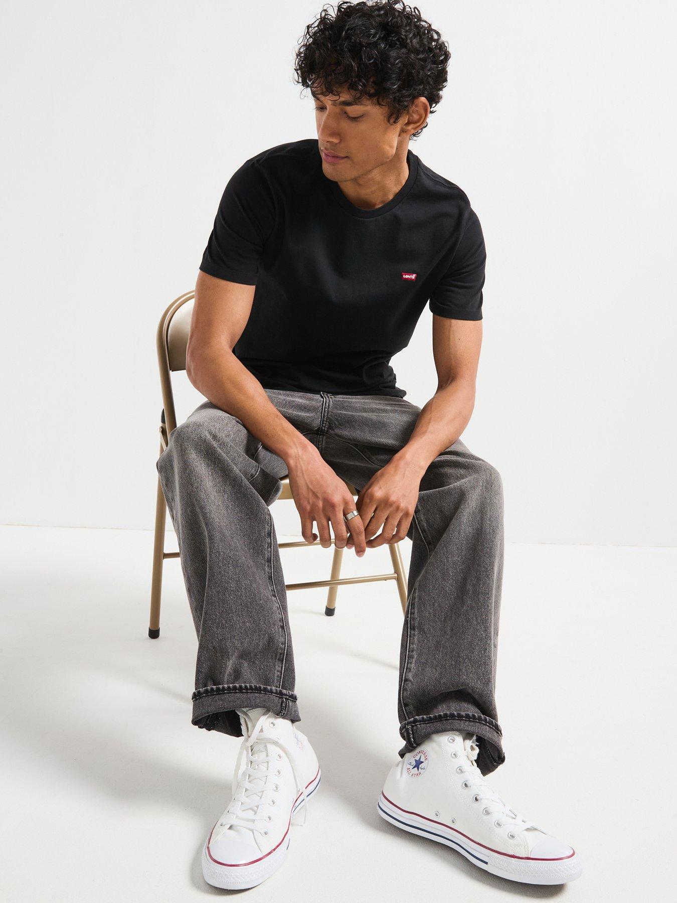 Image 6 of 6 of Levi's Mens Regular Fit Housemark Logo T-Shirt - Black