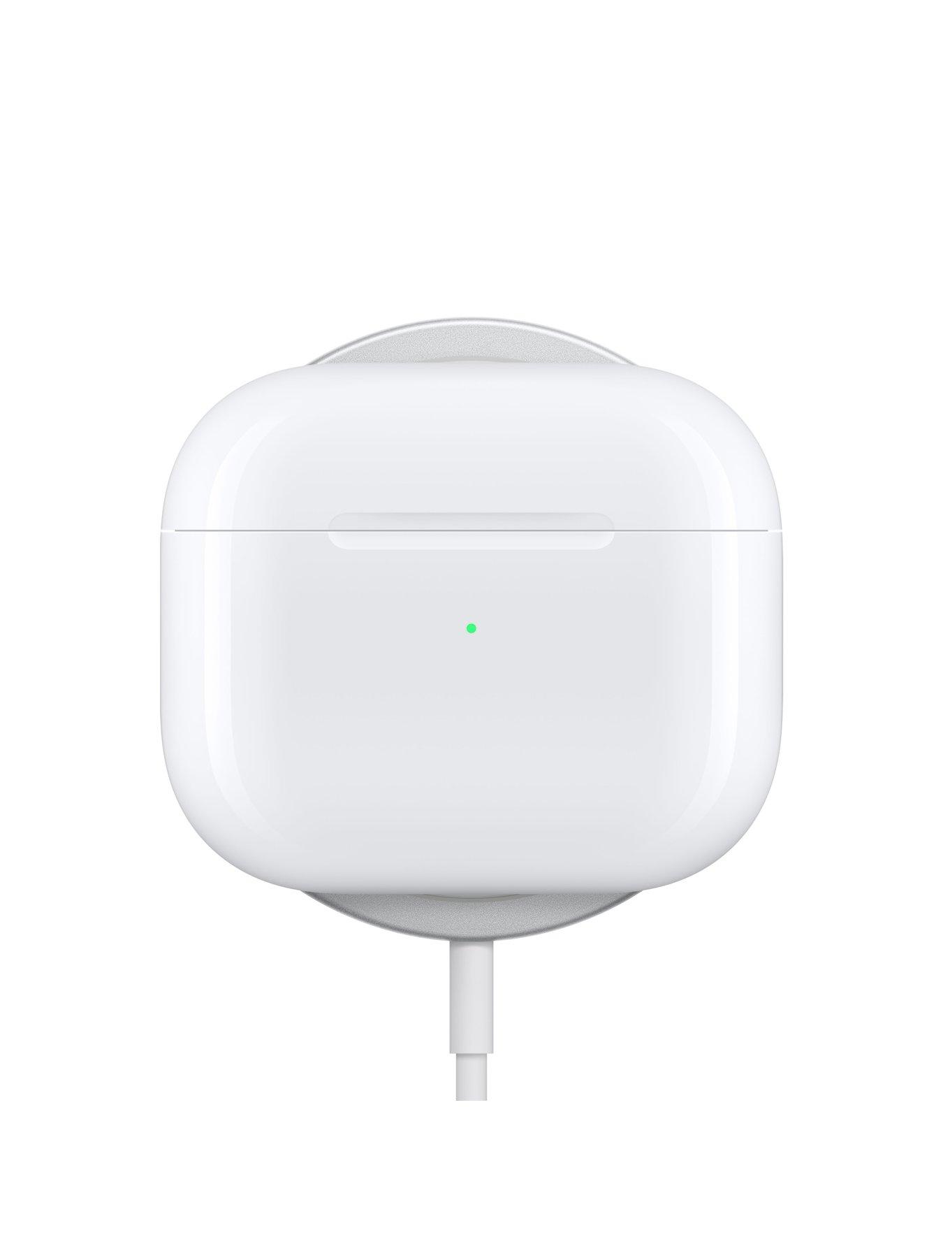 Image 6 of 8 of Apple AirPods (3rd Gen,&nbsp;2021) with MagSafe Charging Case