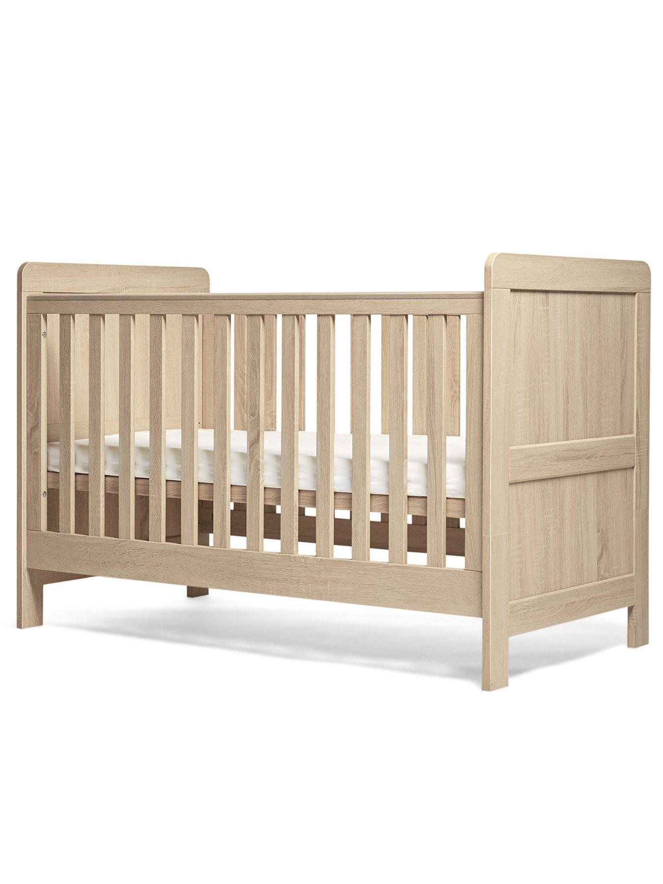 mamas-papas-atlas-range-3pcstillFront