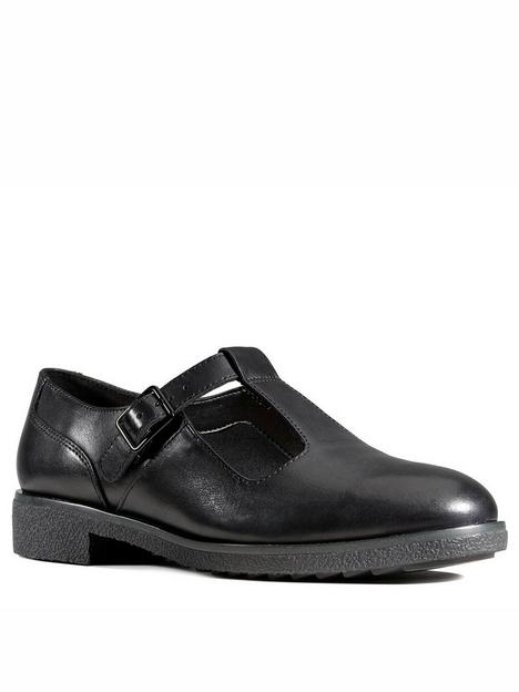 clarks-griffin-town-leather-flat-shoe-black