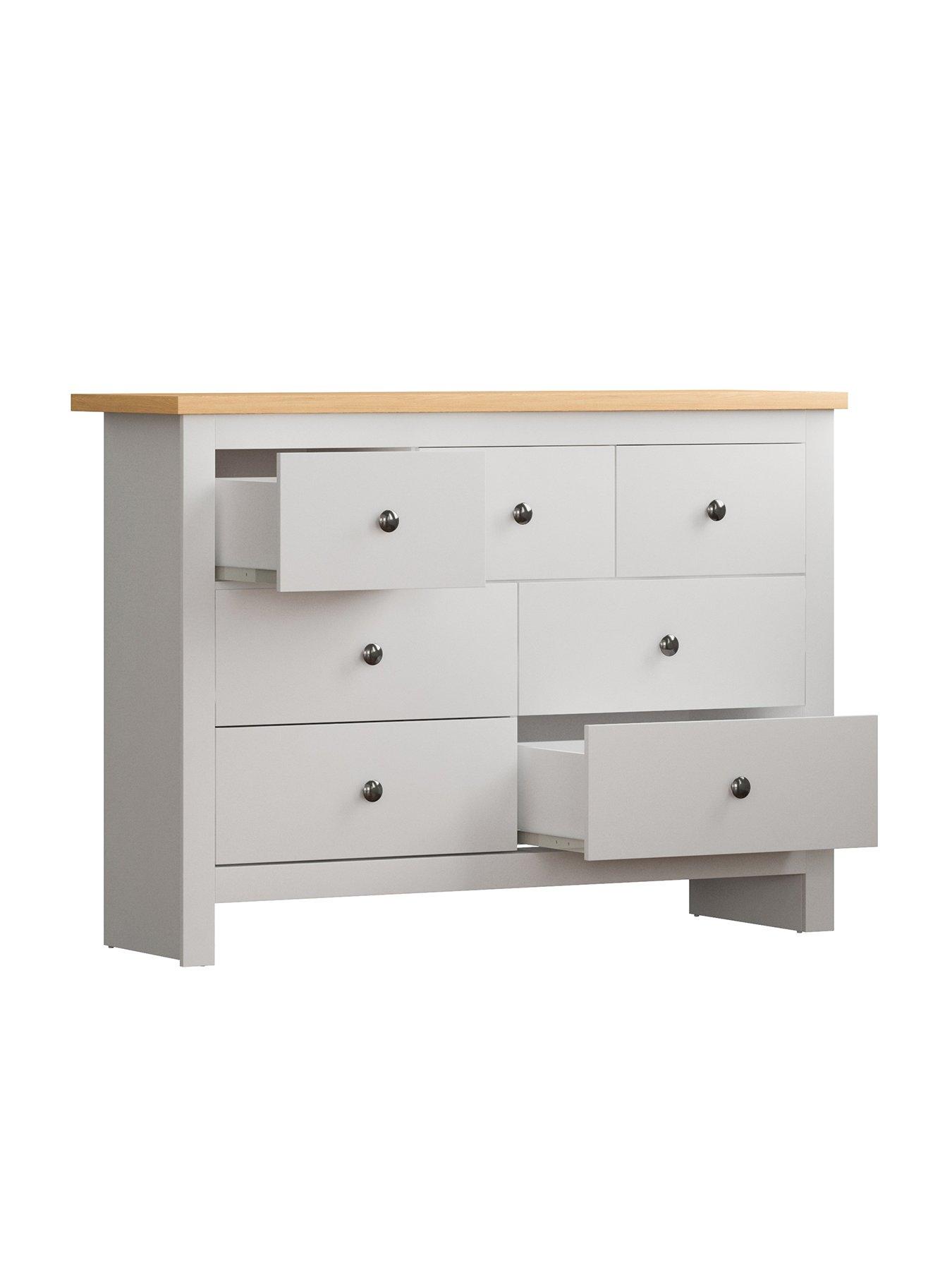 vida-designs-arlington-4-3-drawer-chest-whitestillFront