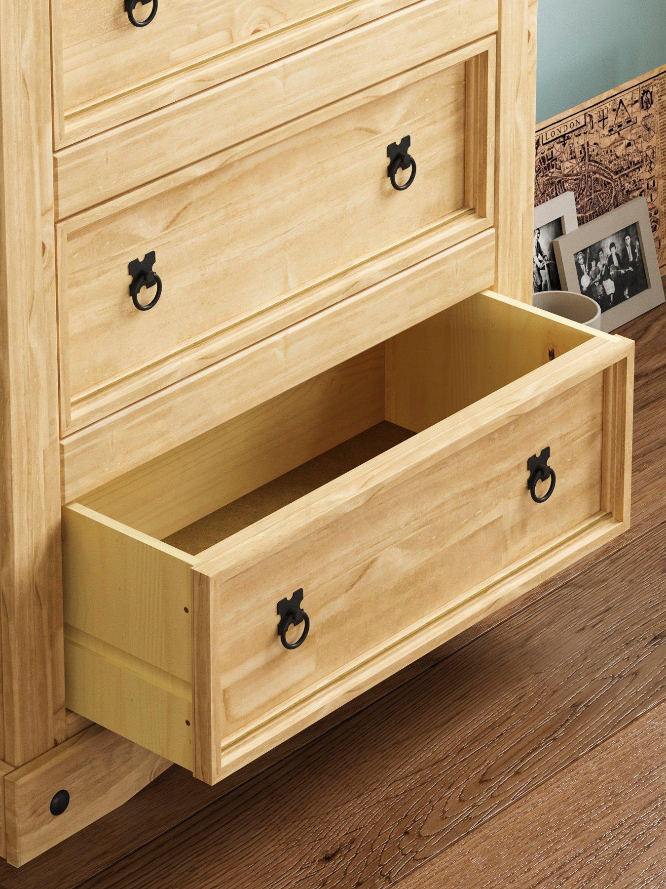 vida-designs-corona-solid-pinenbsp4-drawer-chestoutfit