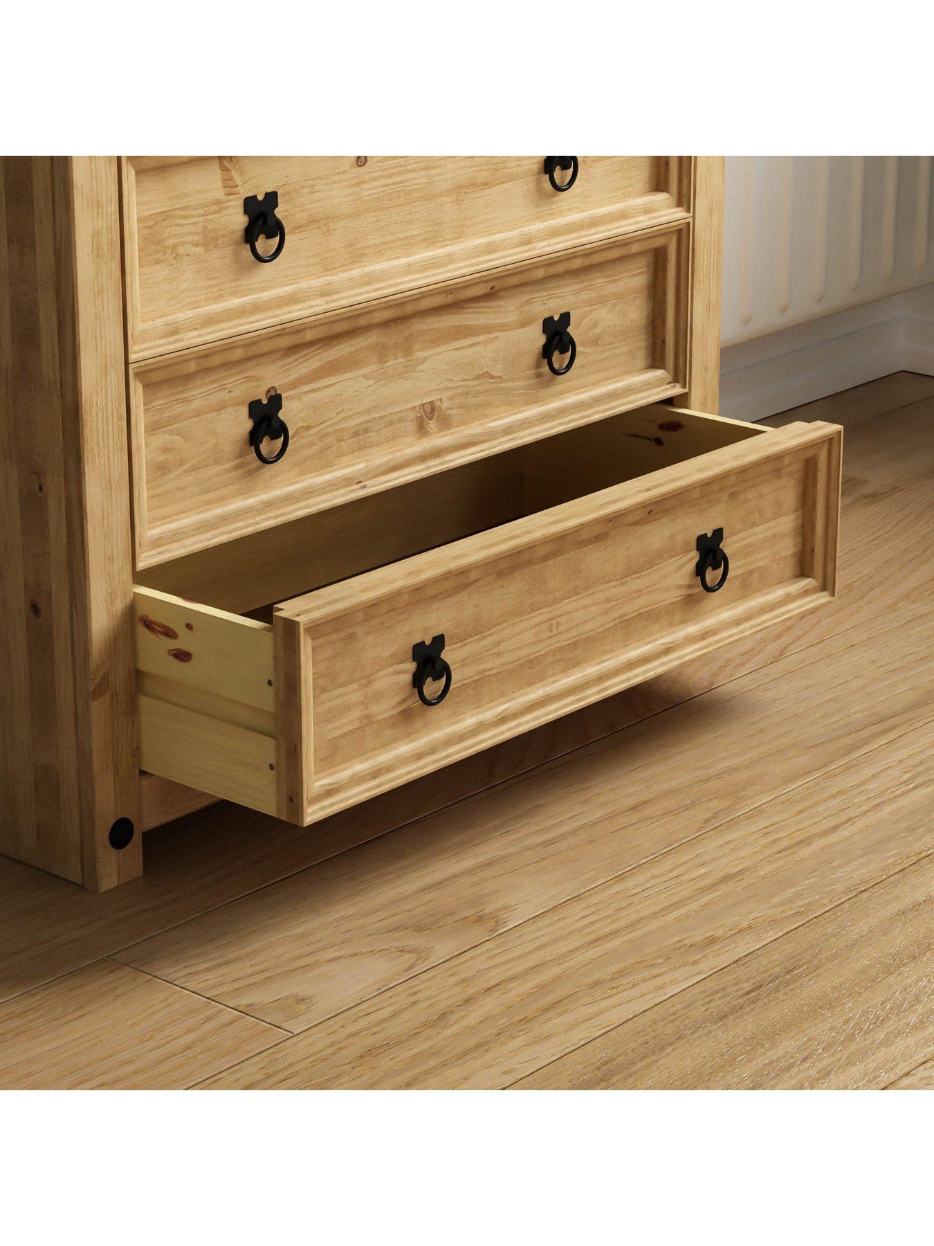 vida-designs-corona-solid-pinenbsprustic-4-drawer-chestdetail