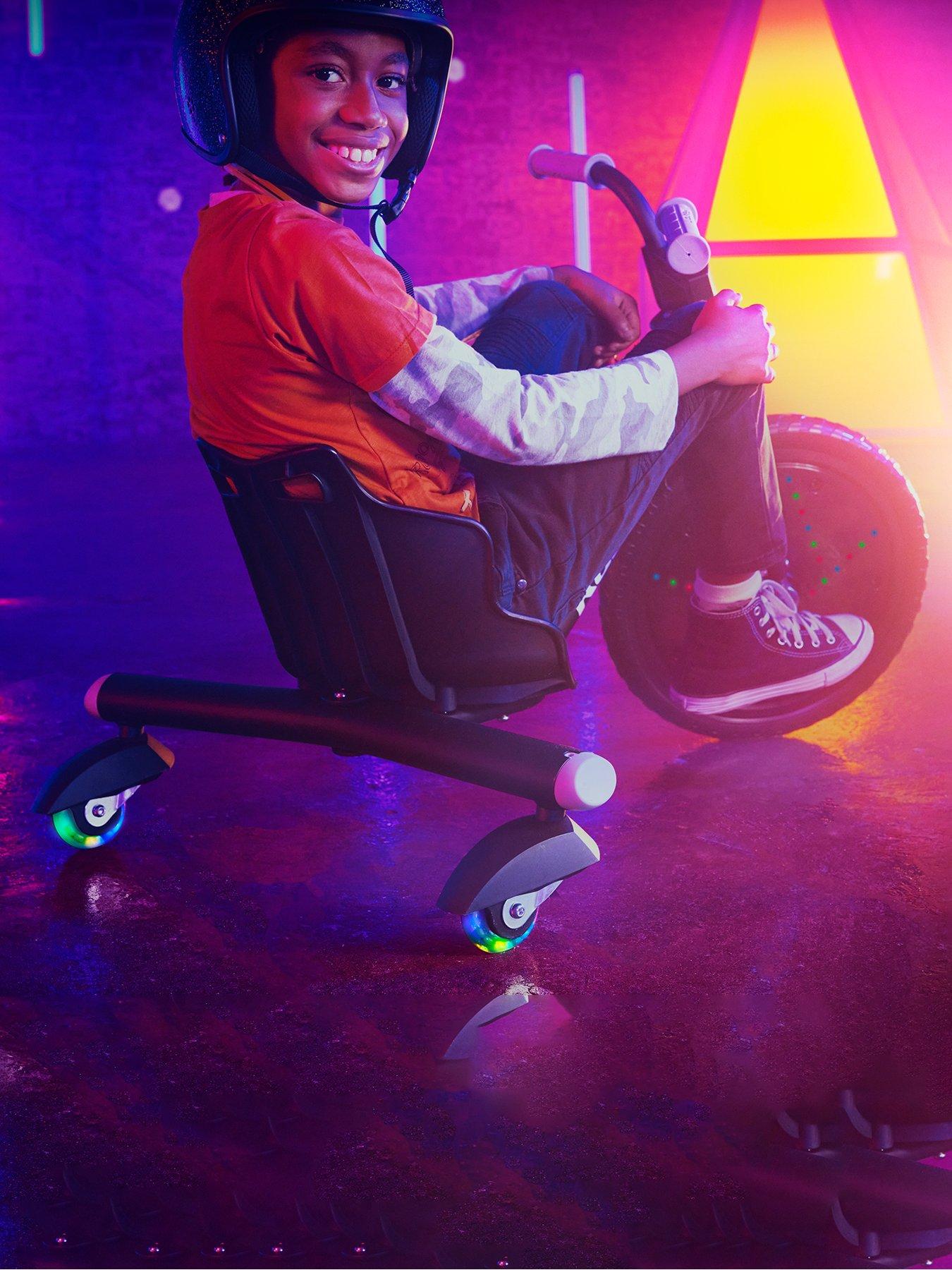 Image 7 of 8 of Razor Riprider 360 Lightshow Trike for Kids 5+, LED - Black