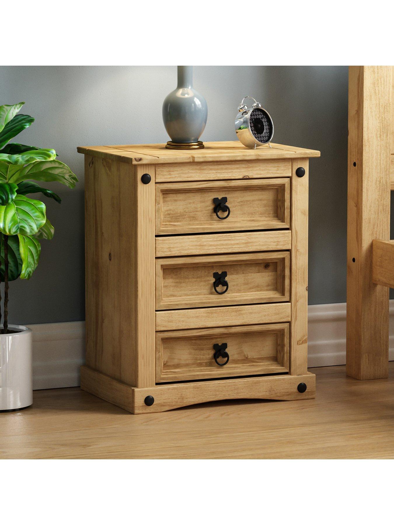 vida-designs-corona-3-drawer-bedside-chest