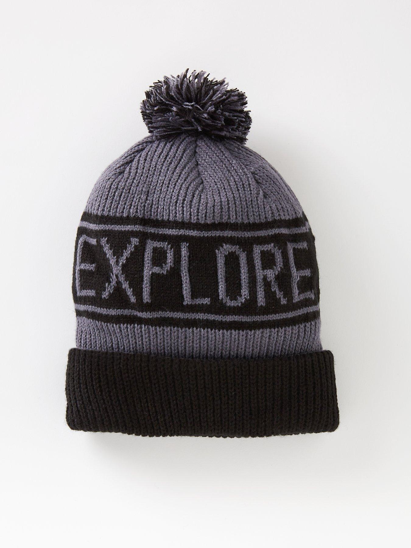 North face cheap beanie with pom