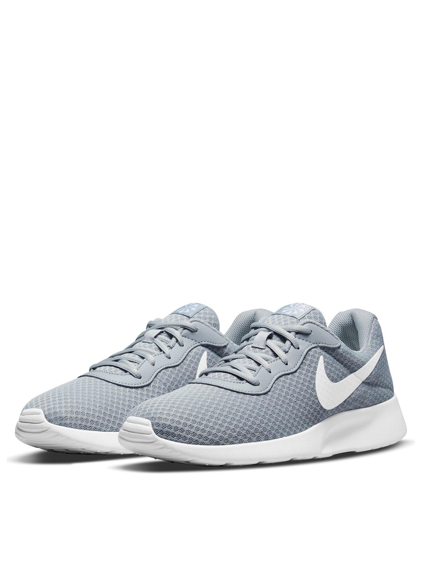 Mens white nike outlet tanjun