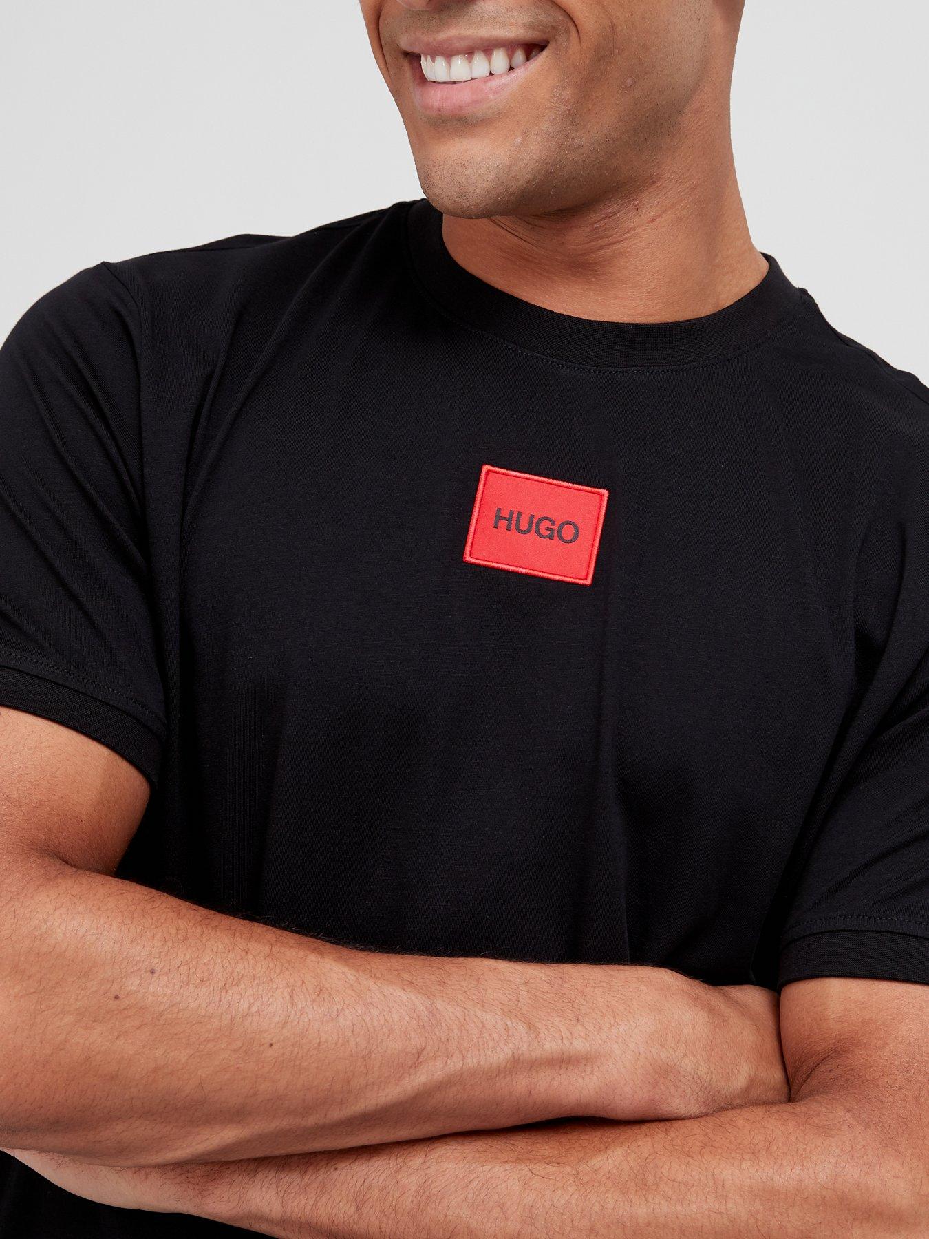 hugo-diragolino-red-patch-logo-t-shirt-blackoutfit