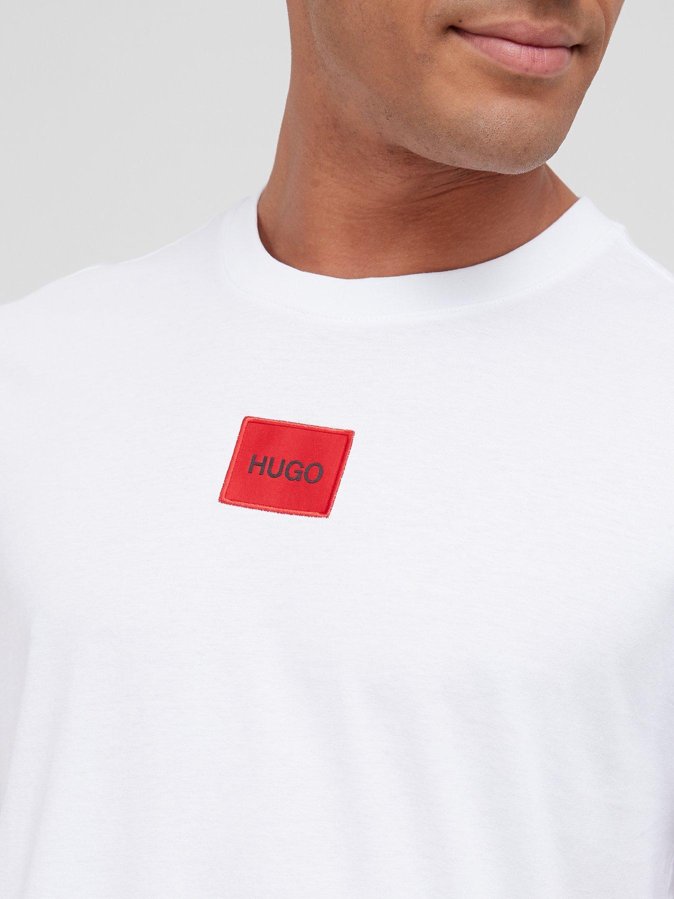 hugo-diragolino-red-patch-logo-t-shirt-whiteoutfit