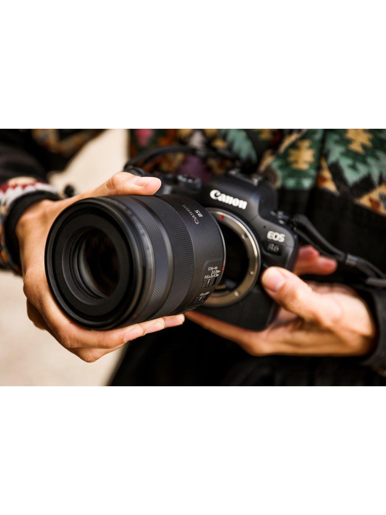 Image 6 of 7 of Canon RF 85mm F2 MACRO IS STM Lens