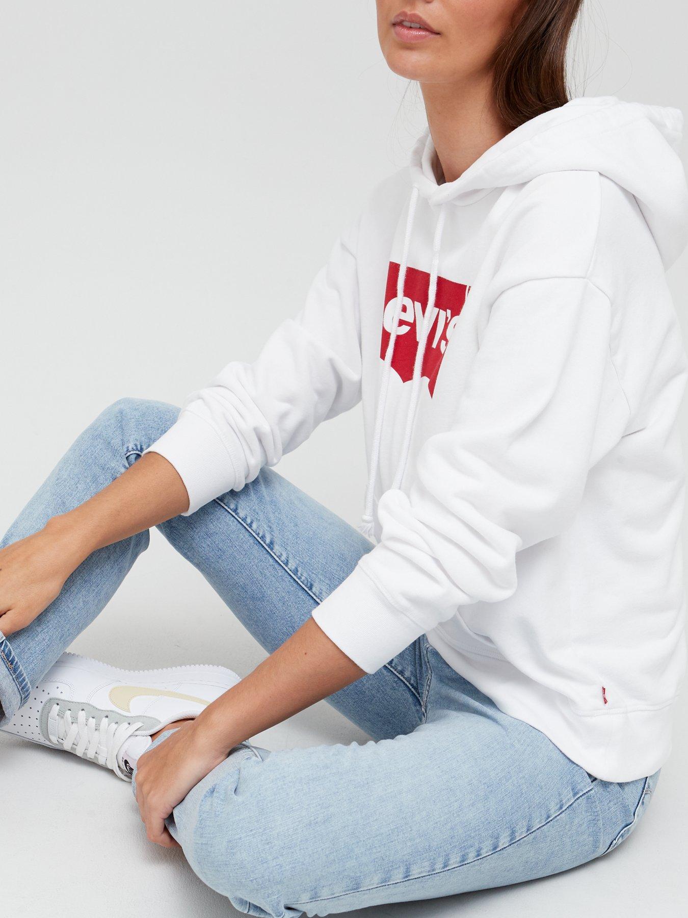 levis-batwing-logo-hoodie-whiteoutfit