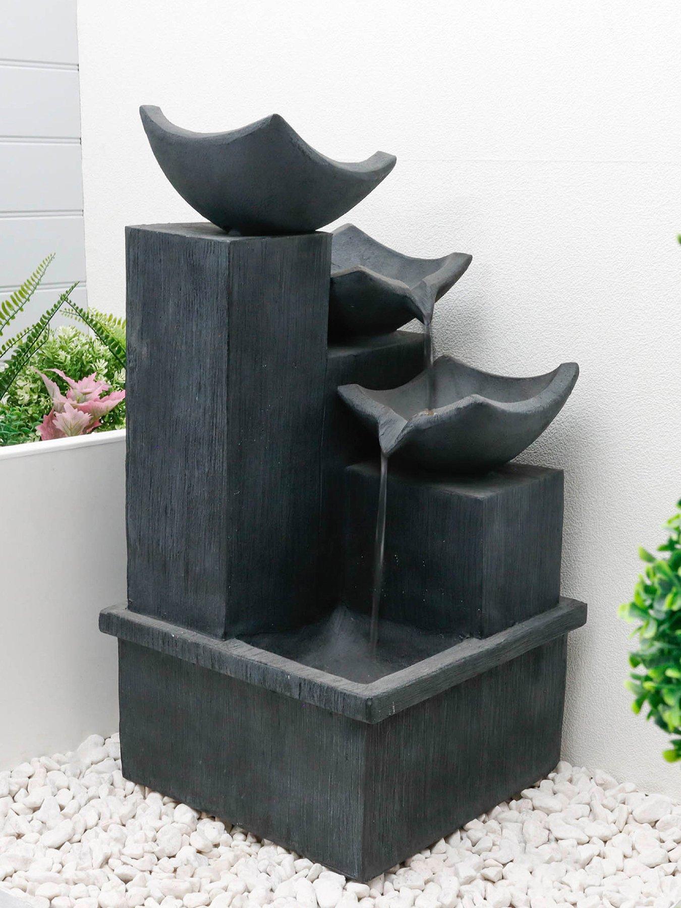 streetwize-solar-powered-water-feature-cascading-slate