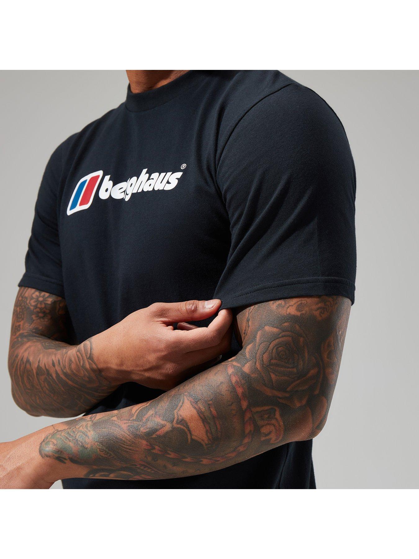 berghaus-big-classic-logo-t-shirt-blackoutfit