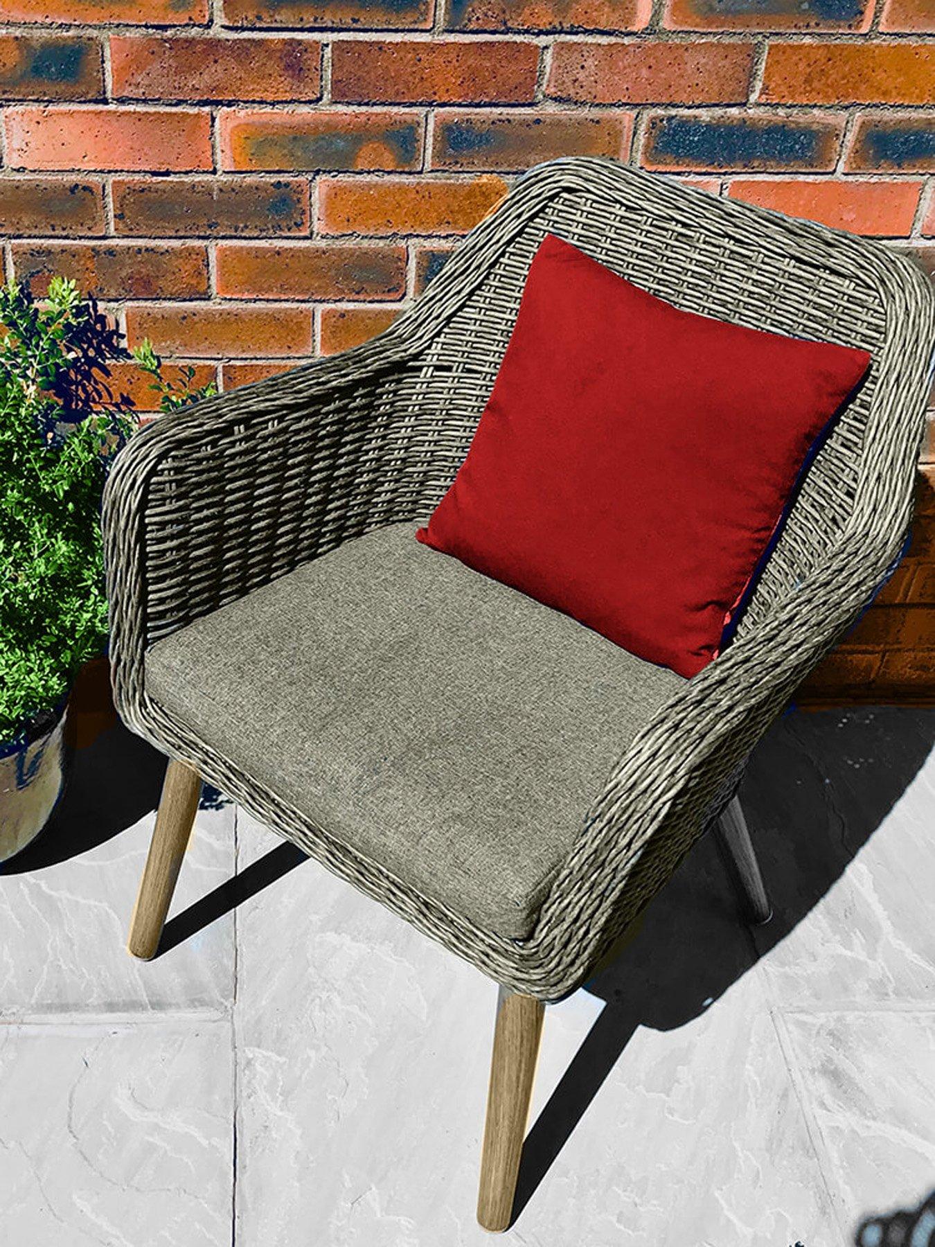 undefined Indoor/Outdoor Cushion