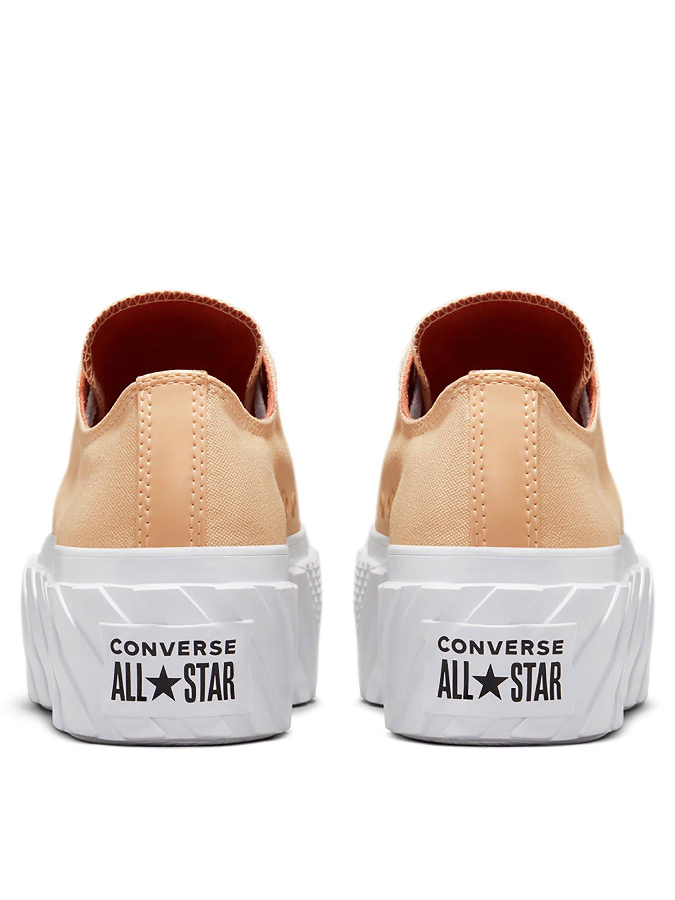 converse-chuck-taylor-all-star-extra-high-platform-oxstillFront