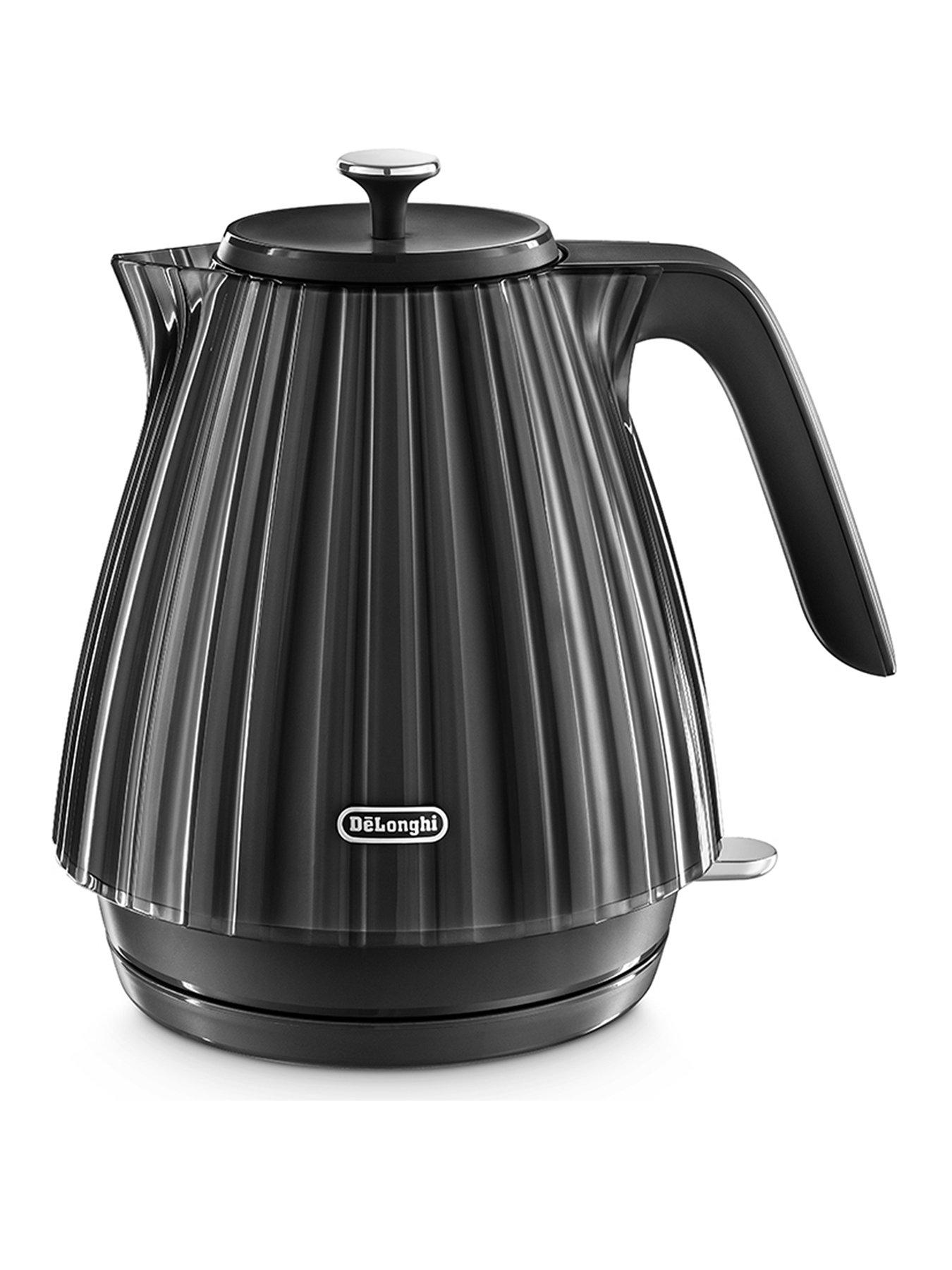 DeLonghi Ballerina Kettle - Black