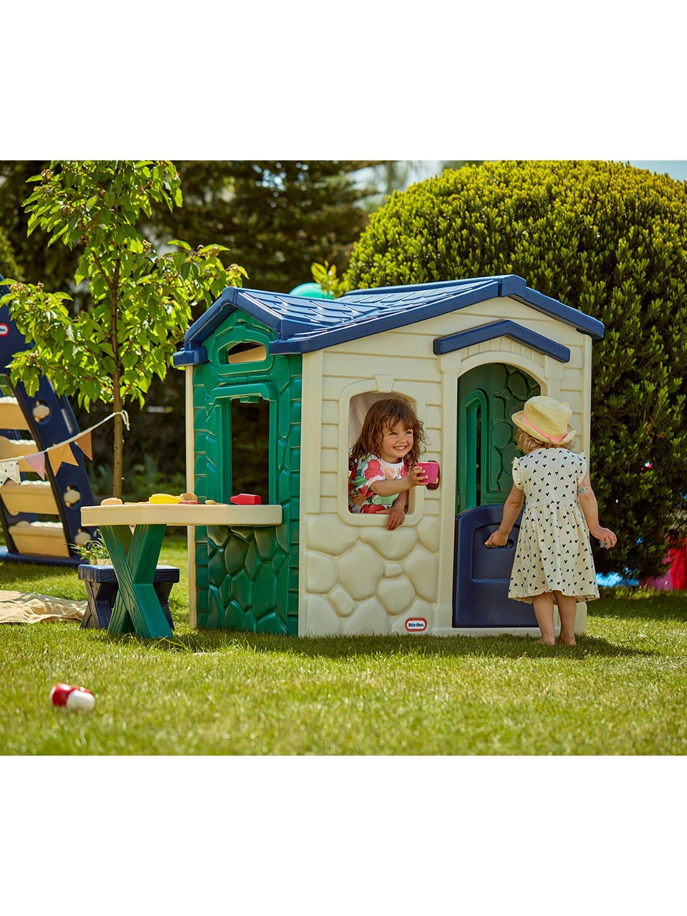 Image 1 of 4 of Little Tikes Picnic on the Patio Playhouse