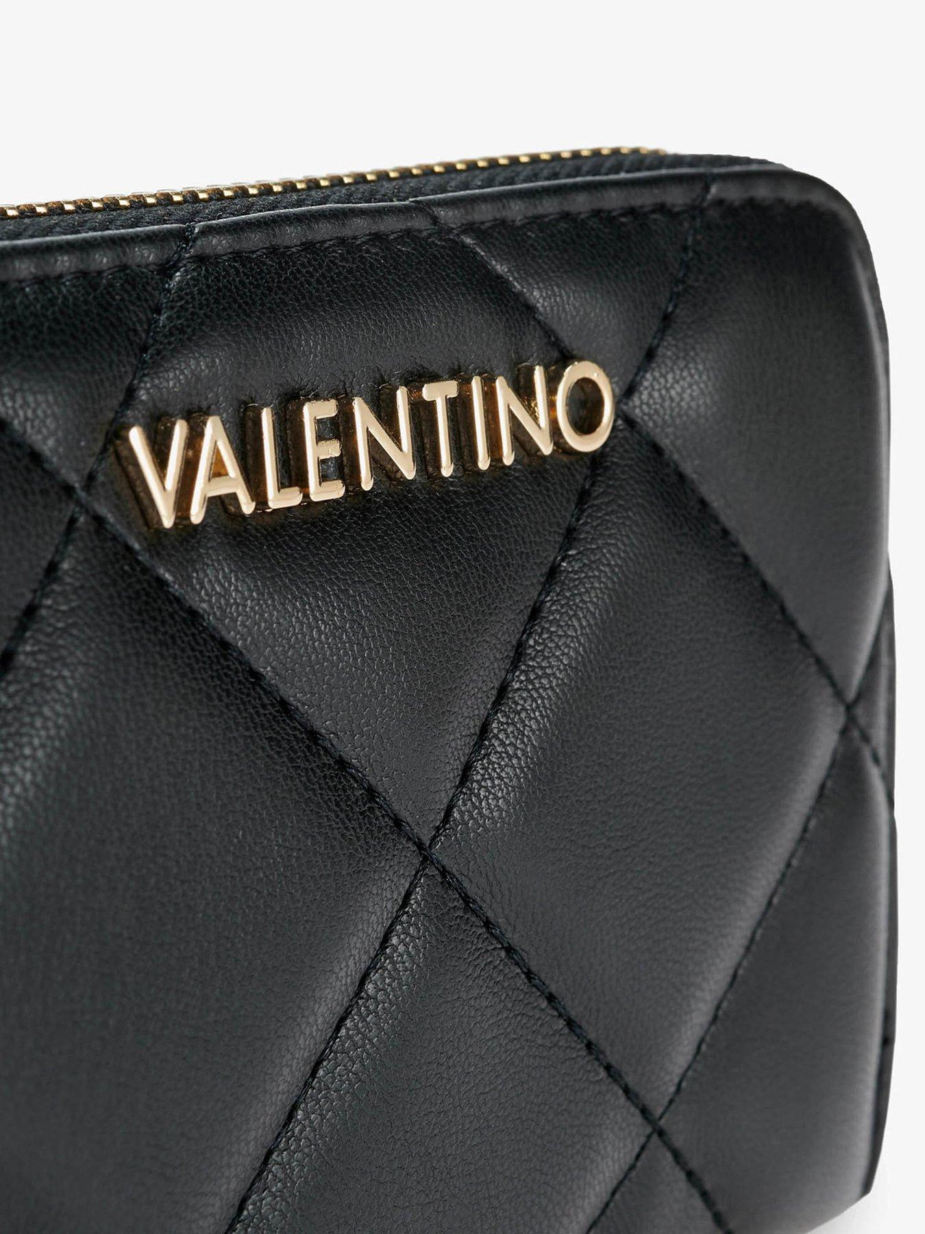 valentino-ocarina-small-purse-blackdetail