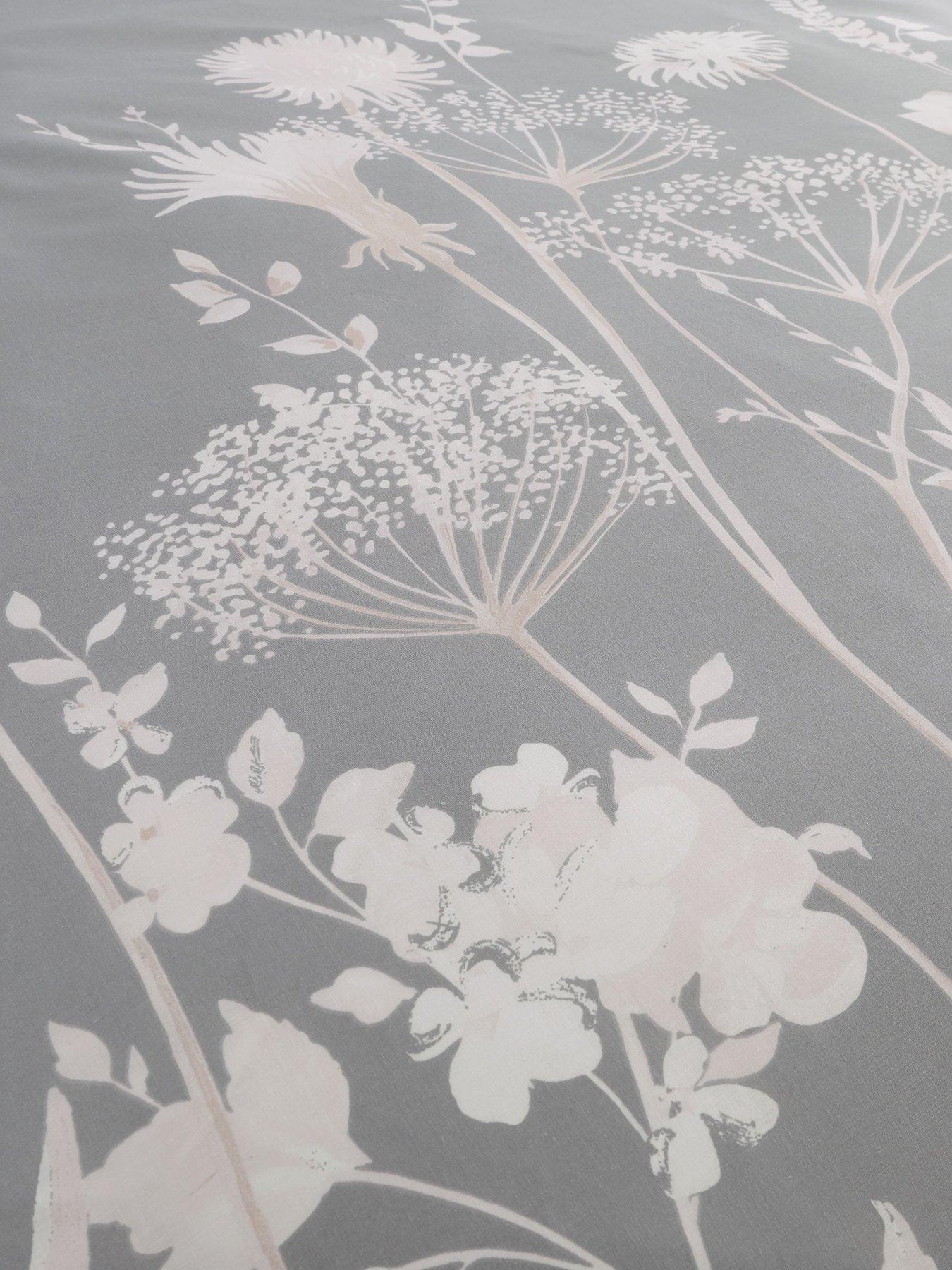 catherine-lansfield-meadowsweet-floral-duvet-cover-set-grey-pinkdetail