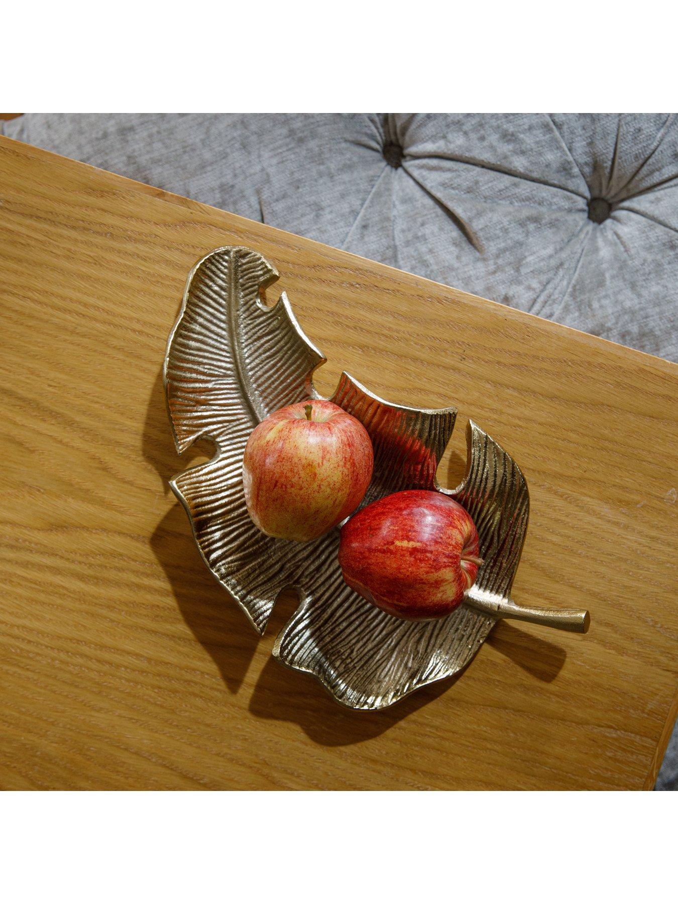 artesa-cast-aluminium-leaf-shaped-serving-plate-gold-finishoutfit