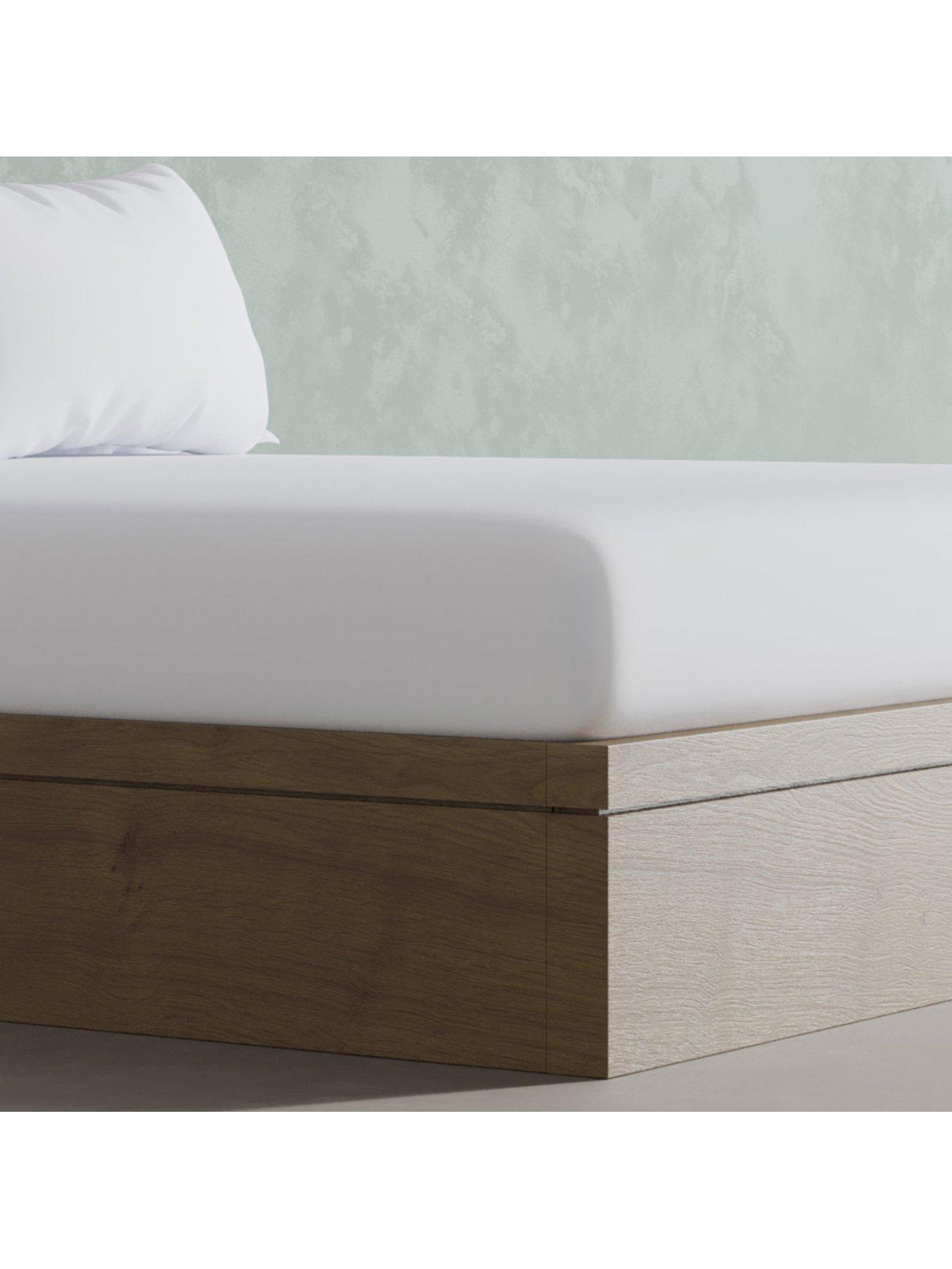 Image of Panda London Panda 100% Bamboo Fitted Sheet - White
