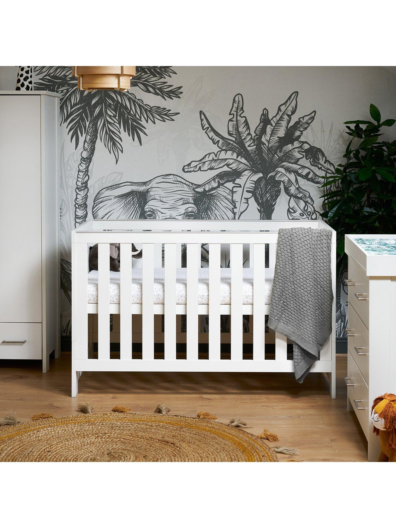 obaby-nika-cot-bedstillFront