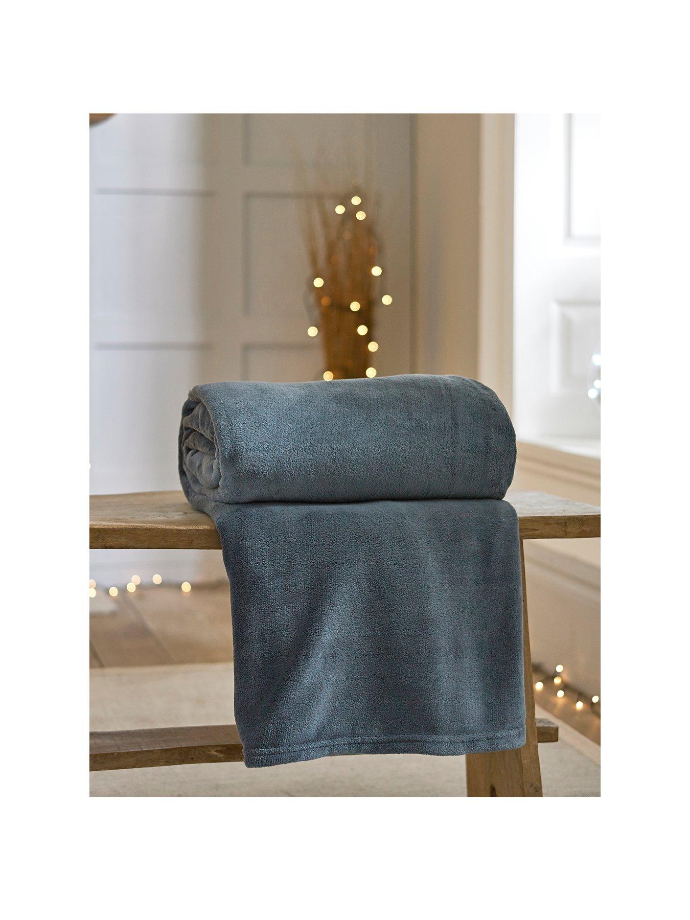 Image 1 of 4 of Deyongs Snuggle Touch Throw